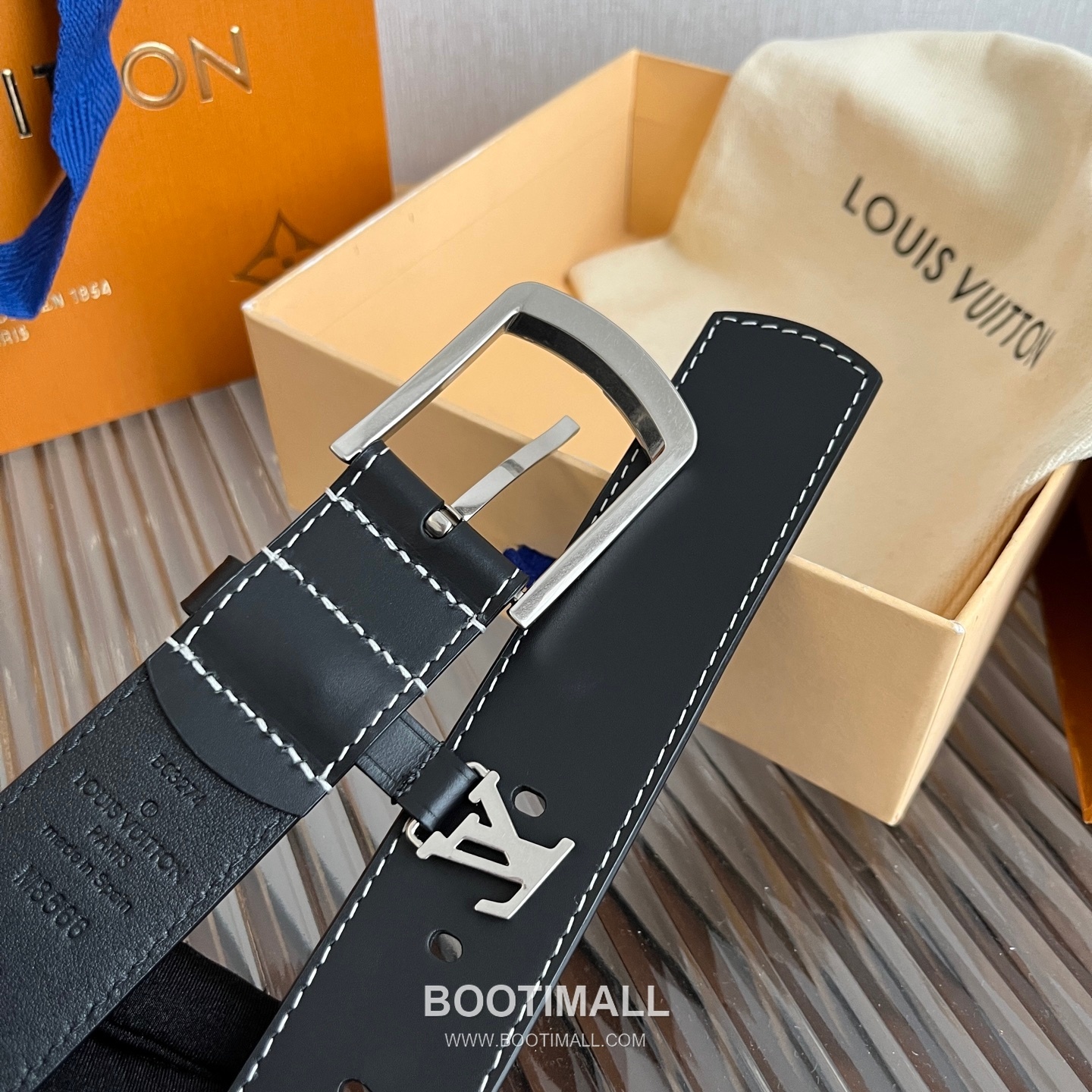 Louis Vuitton Ring Keeper Letter Buckle Calfskin Belt 루이비통 링 키퍼 레터 버클 카프스킨 벨트 3.5cm 6