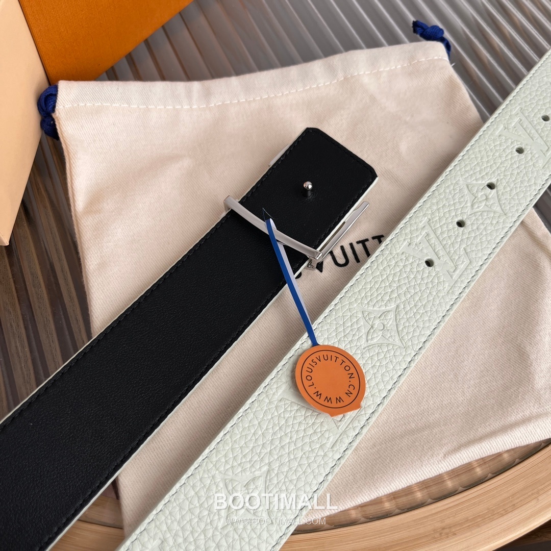 Louis Vuitton New Togo Embossed Buckle Calfskin Black Belt 루이비통 뉴 토고 엠보 버클 카프스킨 블랙 벨트 4cm 6