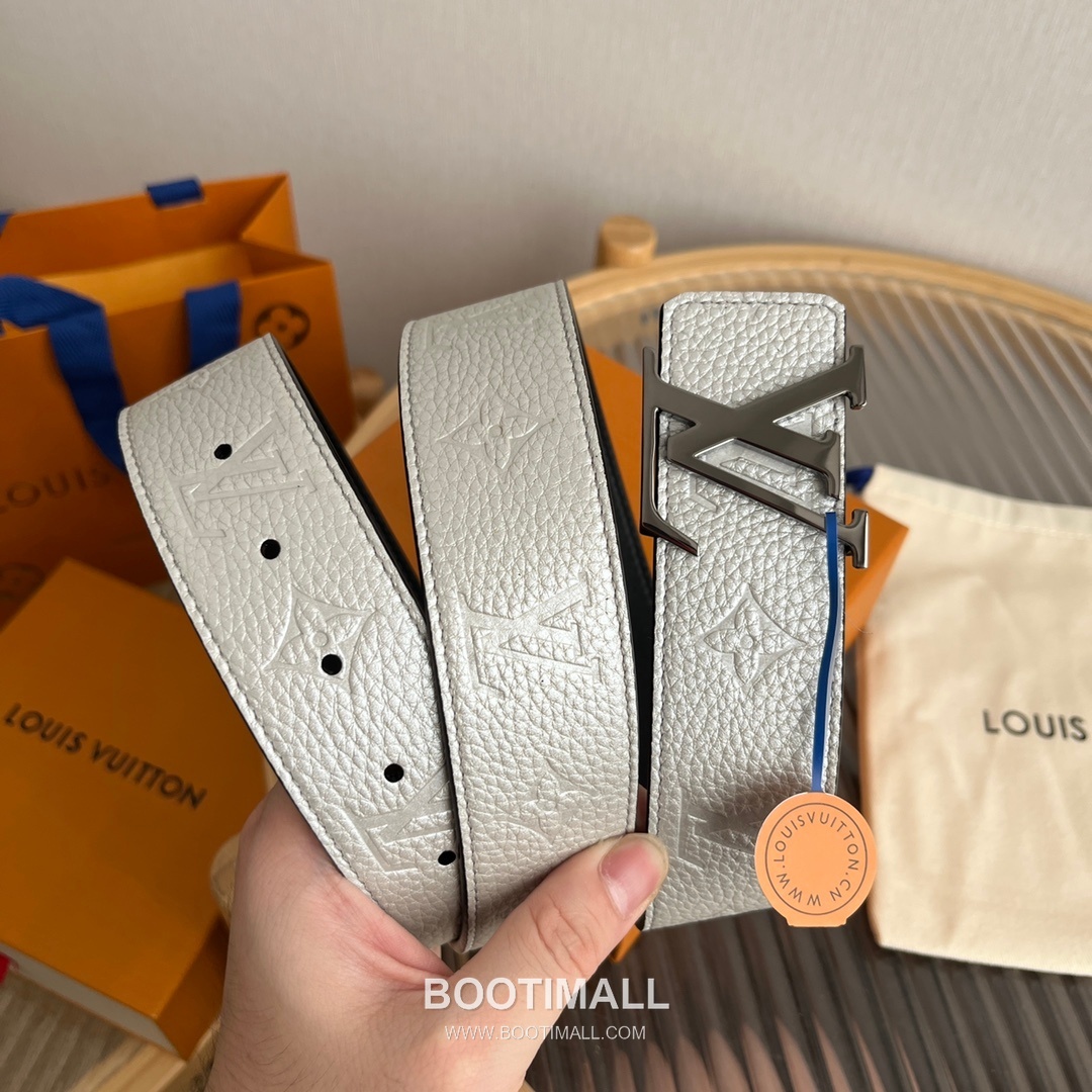 Louis Vuitton New Togo Embossed Buckle Calfskin Black Belt 루이비통 뉴 토고 엠보 버클 카프스킨 블랙 벨트 4cm 9