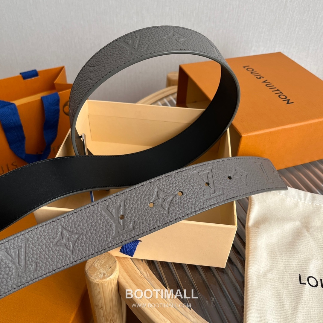 Louis Vuitton New Togo Embossed Buckle Calfskin Black Belt 루이비통 뉴 토고 엠보 버클 카프스킨 블랙 벨트 4cm 4