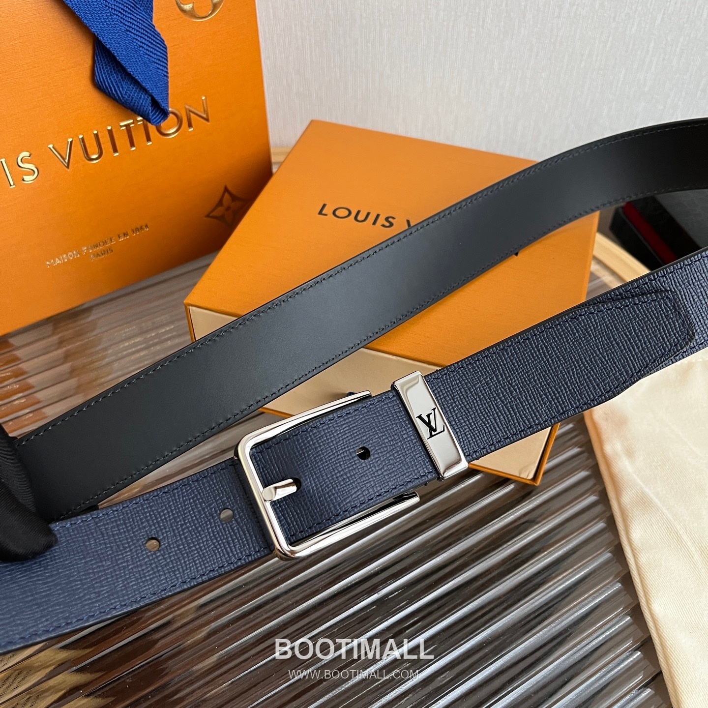 Louis Vuitton LV Initiales Rectangular Buckle Grained Leather Black Belt 루이비통 LV 이니셜 직사각 버클 그레인 레더 벨트 3.5cm 8
