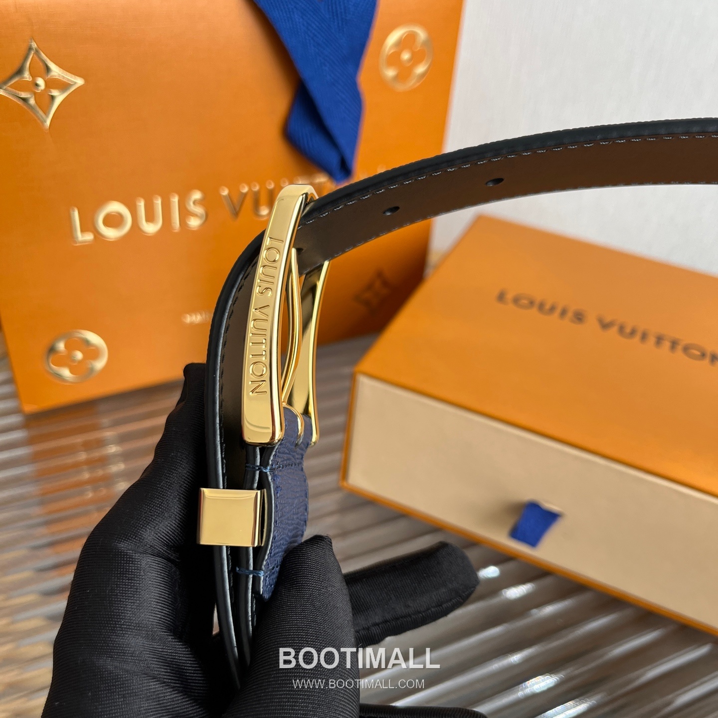 Louis Vuitton LV Initiales Rectangular Buckle Grained Leather Black Belt 루이비통 LV 이니셜 직사각 버클 그레인 레더 벨트 3.5cm 3