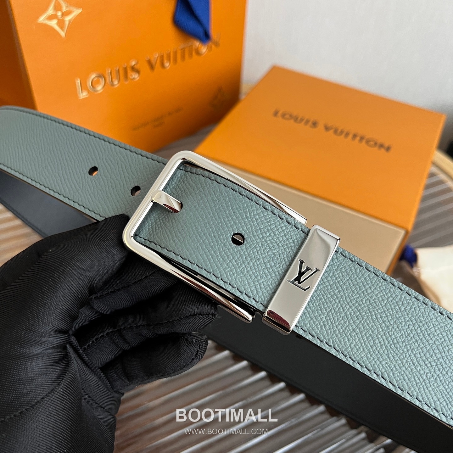 Louis Vuitton LV Initiales Rectangular Buckle Grained Leather Black Belt 루이비통 LV 이니셜 직사각 버클 그레인 레더 벨트 3.5cm 8