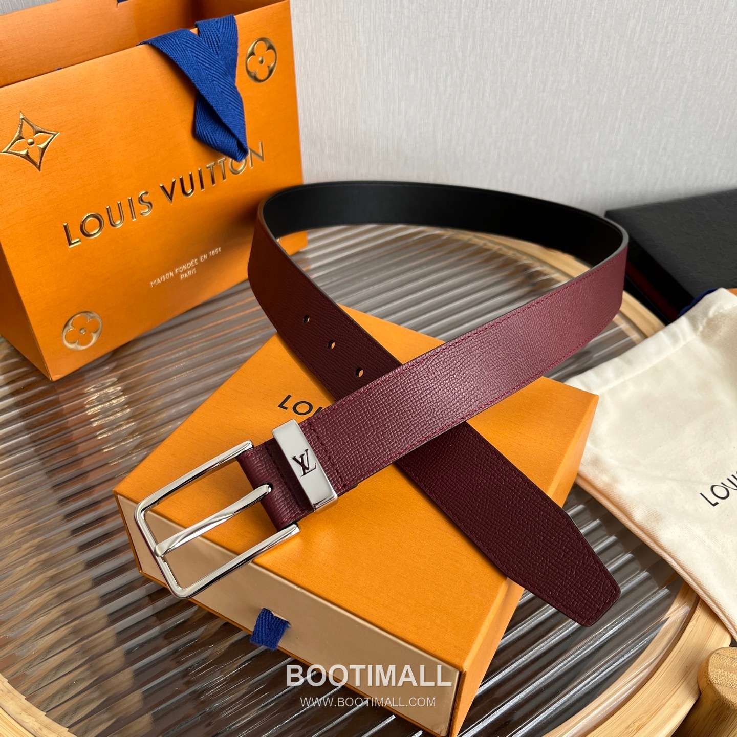 Louis Vuitton LV Initiales Rectangular Buckle Grained Leather Black Belt 루이비통 LV 이니셜 직사각 버클 그레인 레더 벨트 3.5cm 9