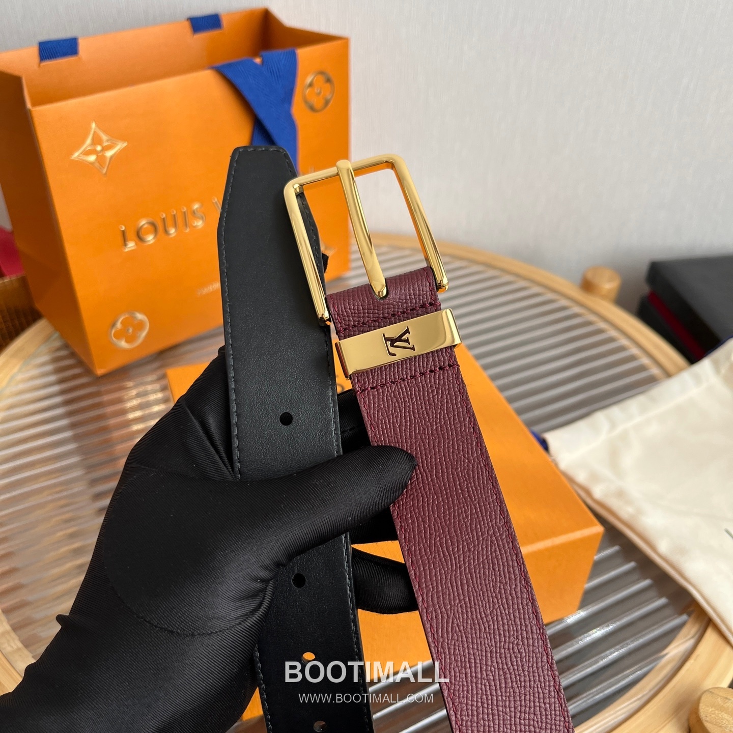 Louis Vuitton LV Initiales Rectangular Buckle Grained Leather Black Belt 루이비통 LV 이니셜 직사각 버클 그레인 레더 벨트 3.5cm 5