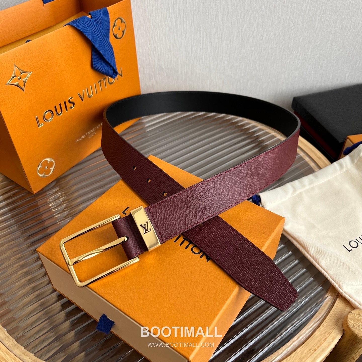 Louis Vuitton LV Initiales Rectangular Buckle Grained Leather Black Belt 루이비통 LV 이니셜 직사각 버클 그레인 레더 벨트 3.5cm 9