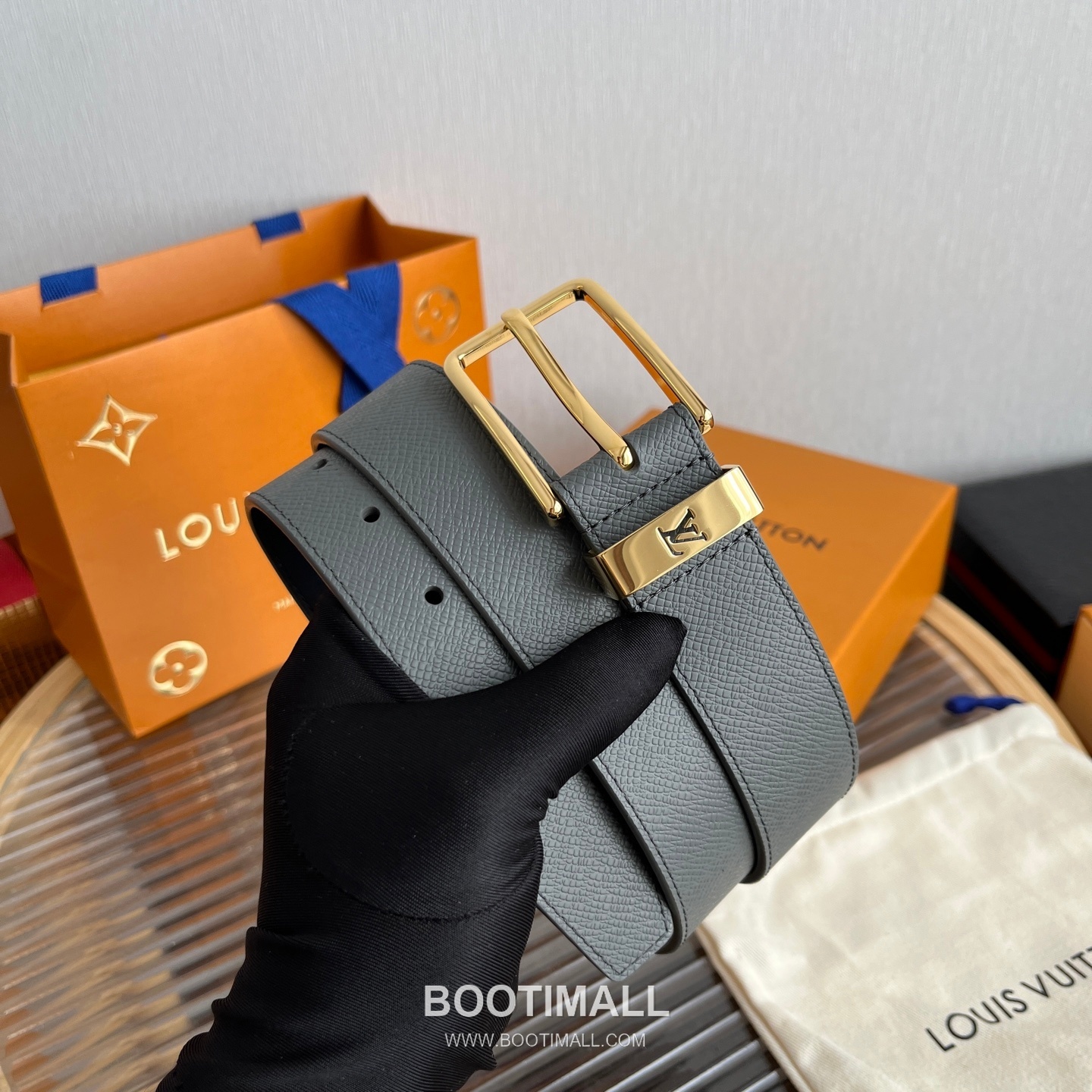 Louis Vuitton LV Initiales Rectangular Buckle Grained Leather Black Belt 루이비통 LV 이니셜 직사각 버클 그레인 레더 벨트 3.5cm 9