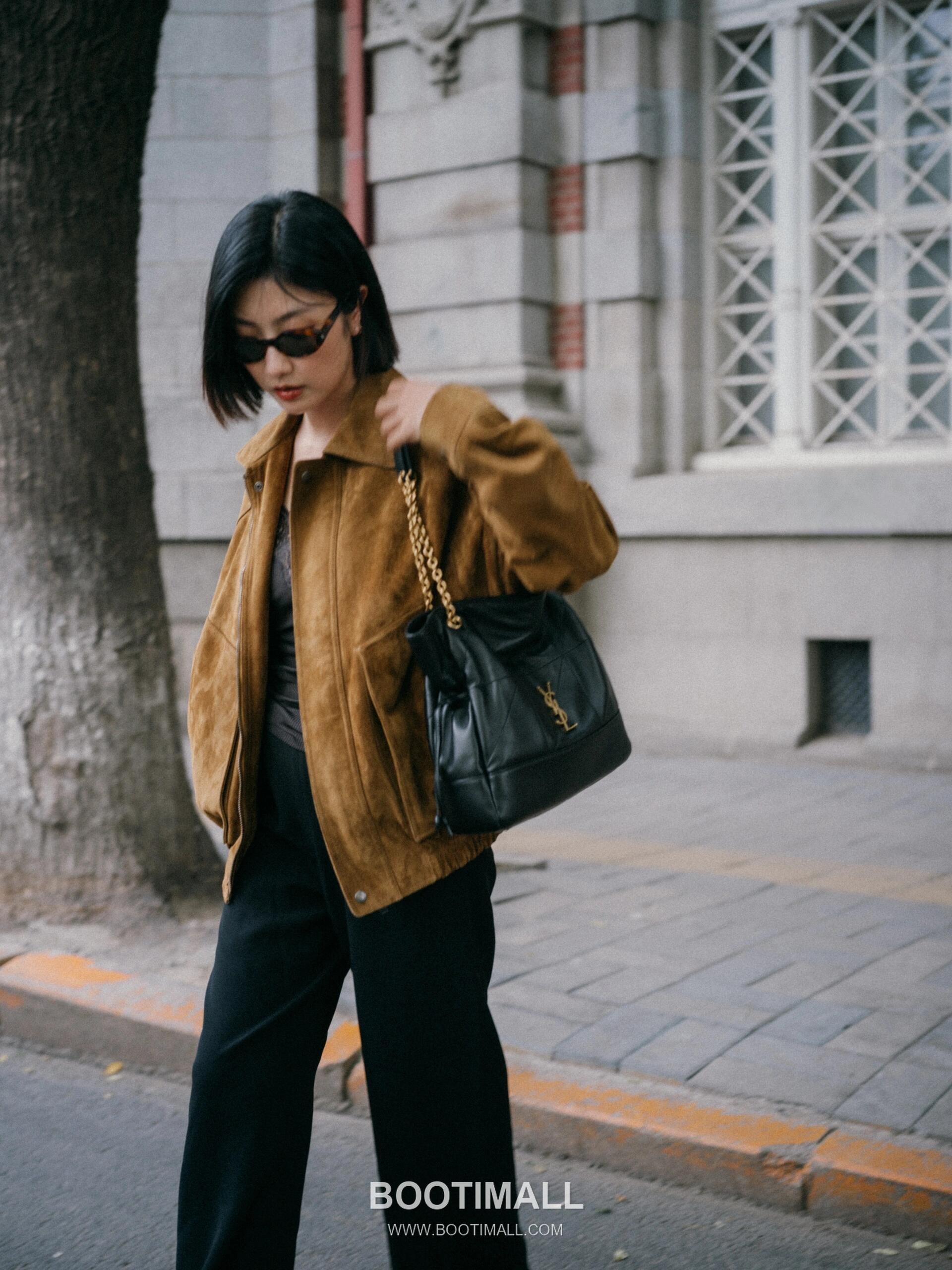 Saint Laurent Jamie 4.3 Pochon Lambskin Shoulder Bag 생로랑 제이미 4.3 포숑 램스킨 숄더백 29cm 4