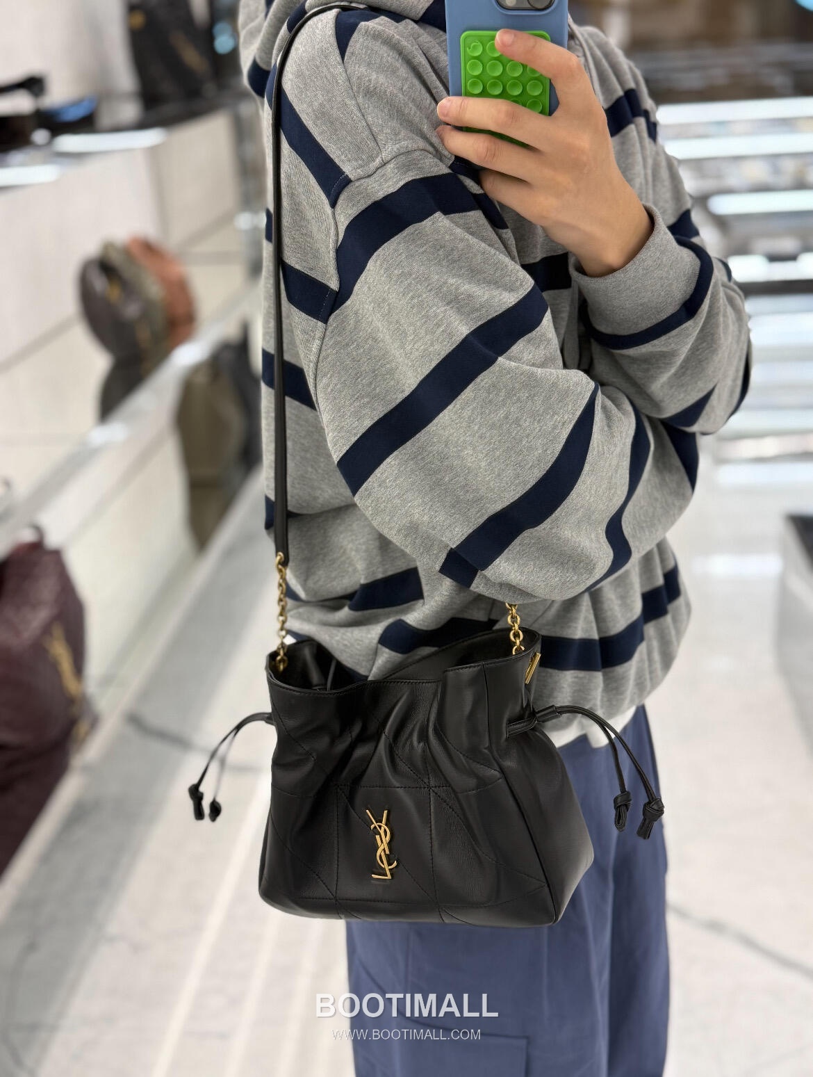 Saint Laurent Jamie 4.3 Baby Lambskin Black Tote Bag 생로랑 제이미 4.3 베이비 램스킨 블랙 토트백 26cm 1