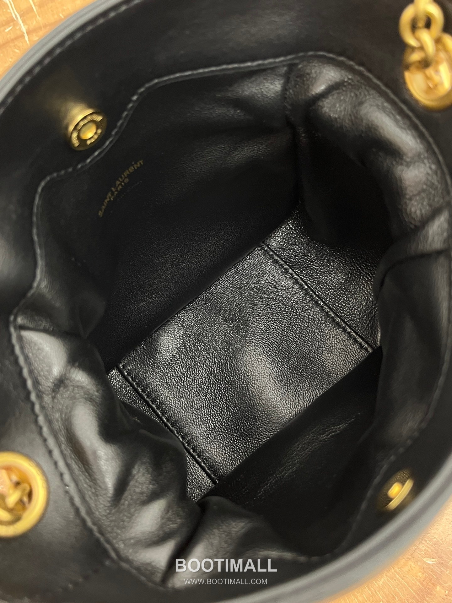 Saint Laurent Jamie 4.3 Pochon Mini Lambskin Bucket Bag 생로랑 제이미 4.3 포숑 미니 램스킨 버킷백 15.5cm 13