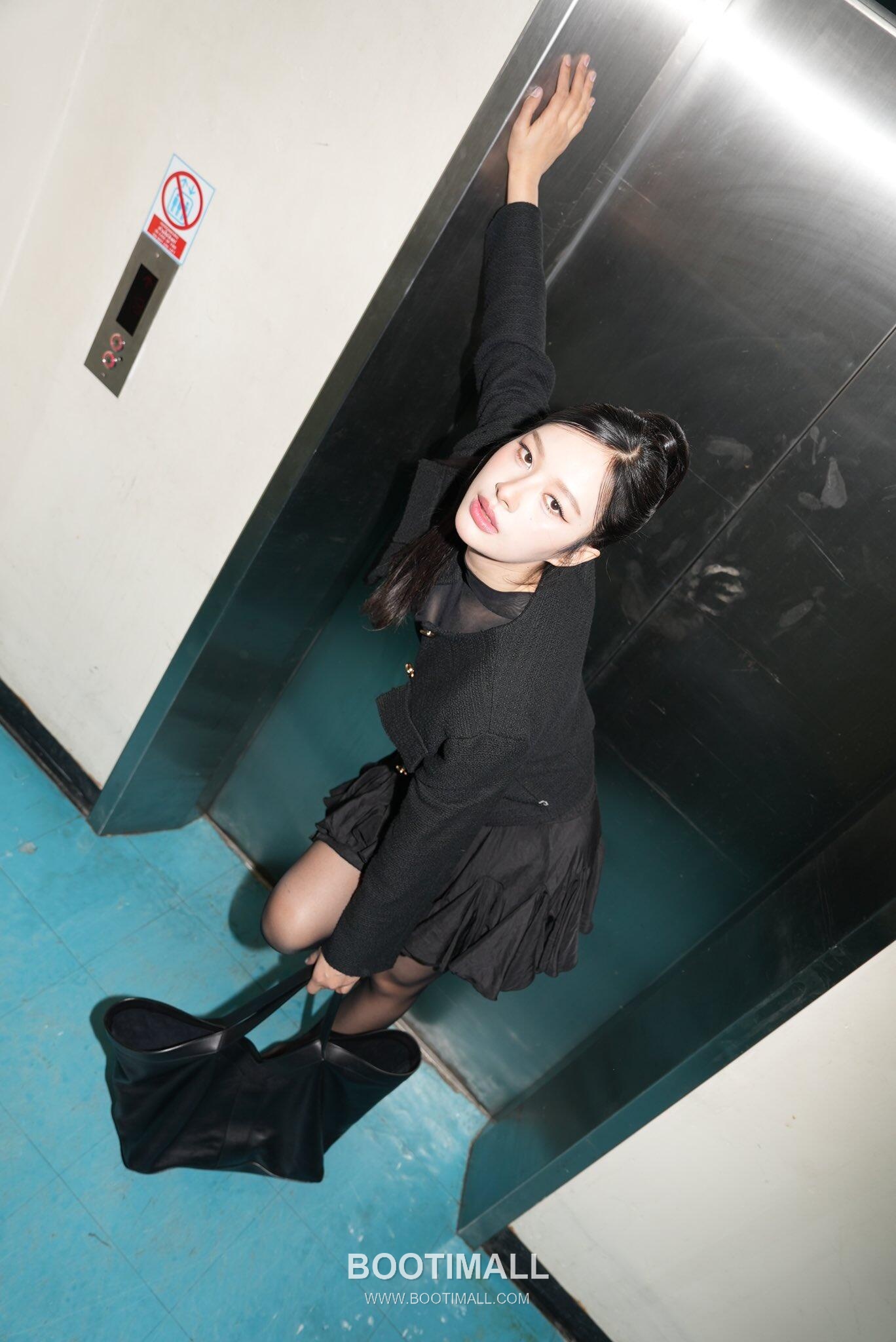 Y Motif Slouchy Shopper Cowhide Leather Bag Y 모티프 슬라우치 쇼퍼 소가죽 60cm 18