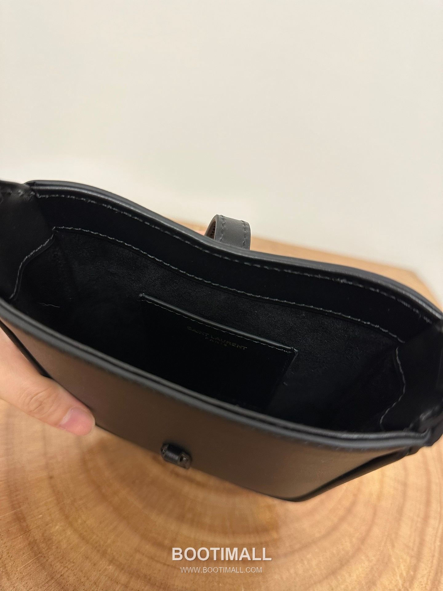 Saint Laurent Mini Hobo Phone Crossbody Bag 생로랑 미니 호보 폰 크로스백 20cm 16