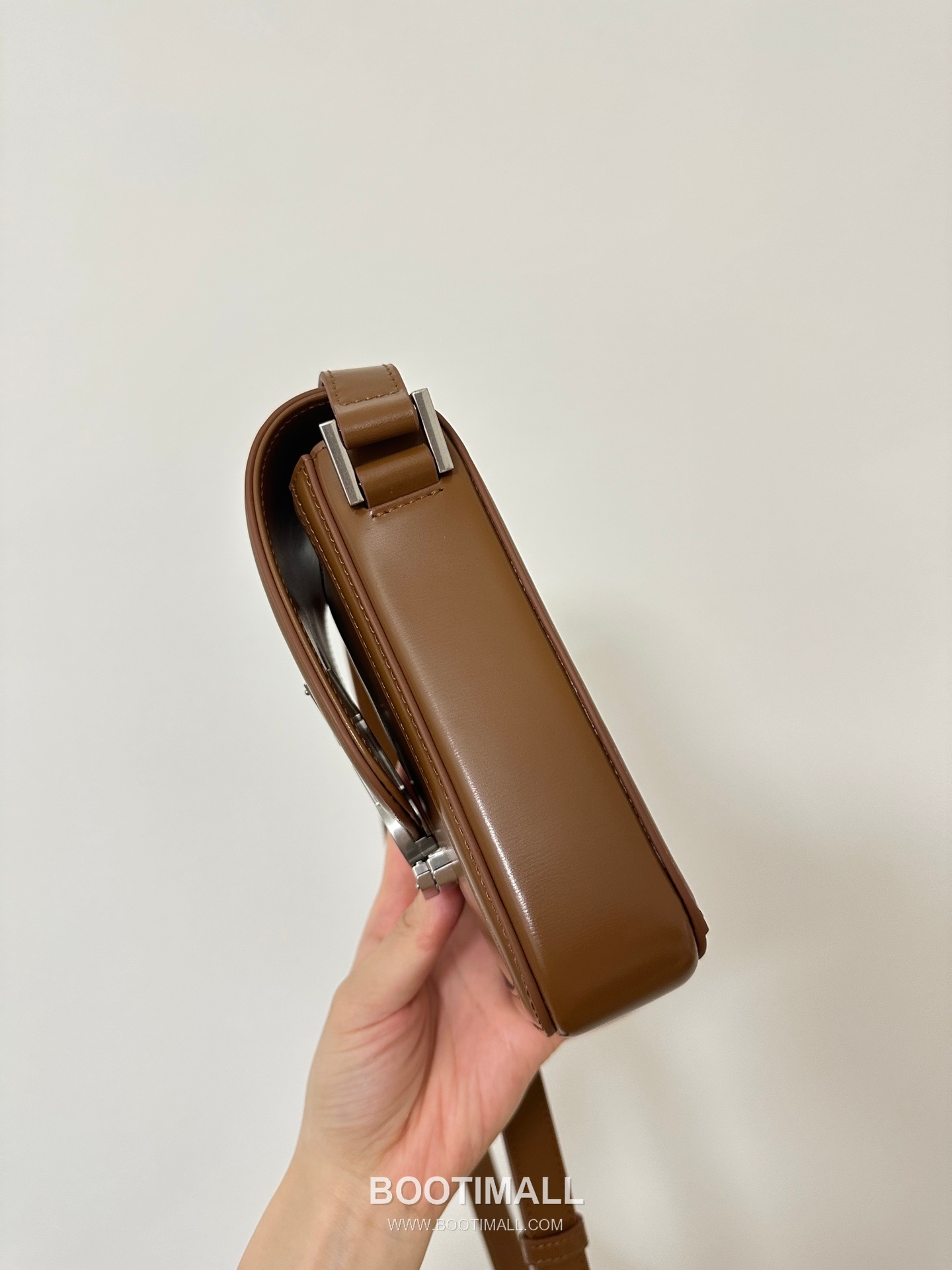 Saint Laurent Solferino Phone Pouch 753963 Box Calfskin Caramel Crossbody Bag 생로랑 솔페리노 폰 파우치 753963 박스 카프스킨 카라멜 크로스백 18cm 17