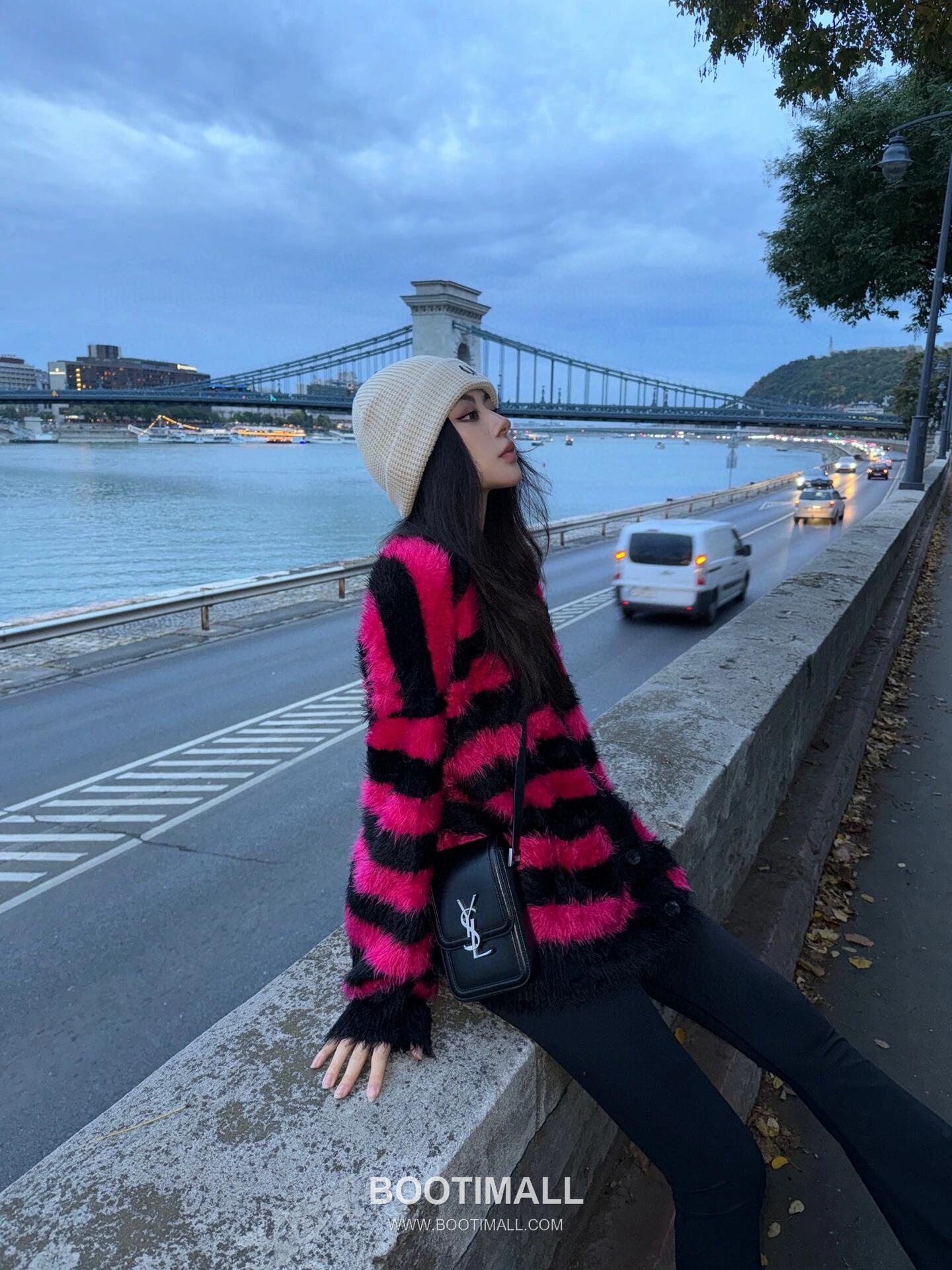 Saint Laurent Solferino Phone Box Calfskin Black Crossbody Bag 생로랑 솔페리노 폰 박스 카프스킨 블랙 크로스백 18cm 2