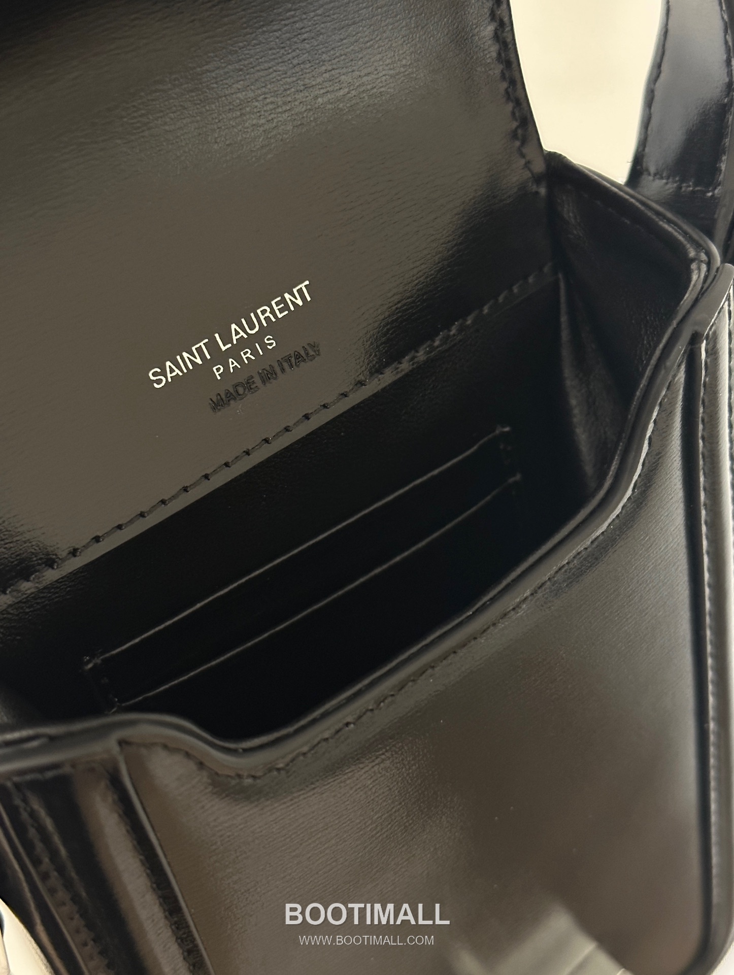 Saint Laurent Solferino Phone Box Calfskin Black Crossbody Bag 생로랑 솔페리노 폰 박스 카프스킨 블랙 크로스백 18cm 22