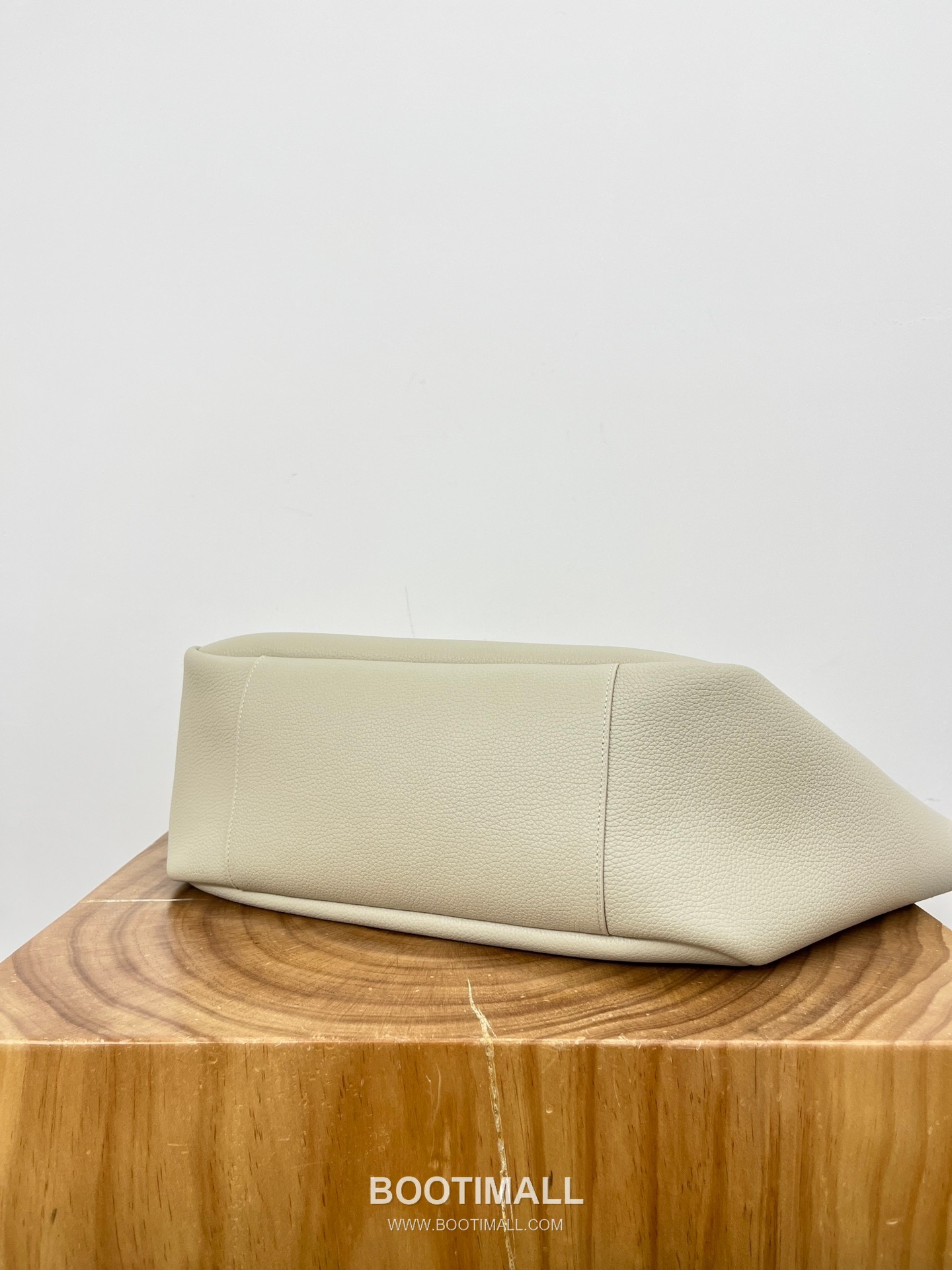 Saint Laurent BEA Deerskin Shopping Tote Bag 76343516801280 생로랑 BEA 디어스킨 쇼핑 토트백 50cm 14