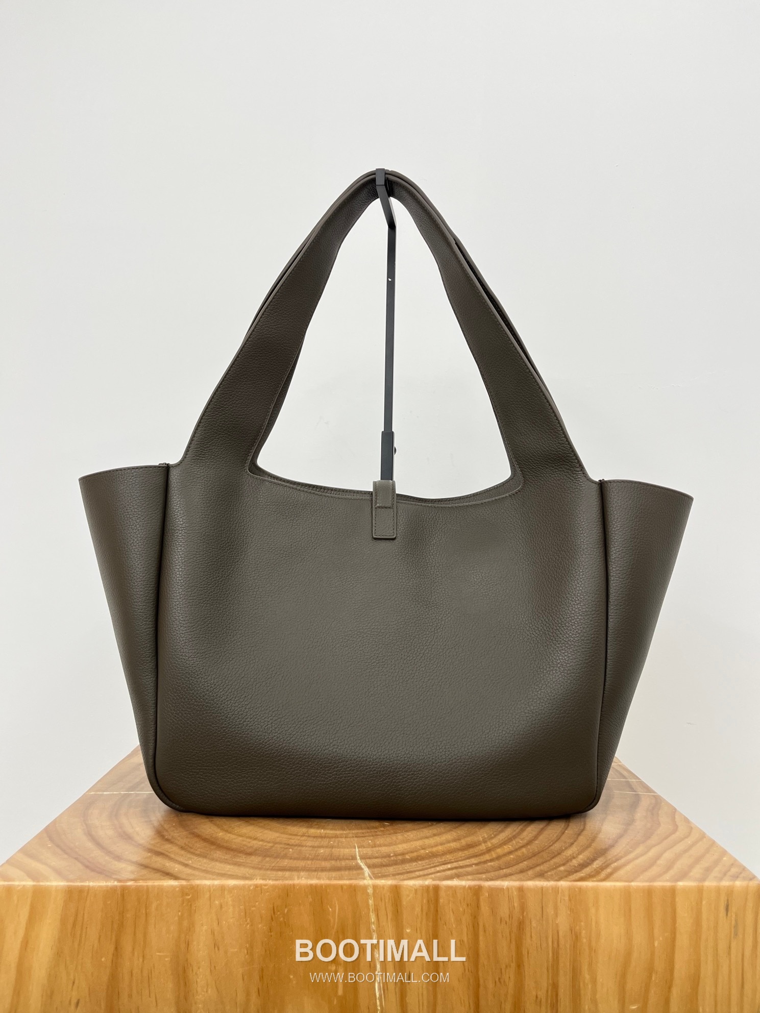 Saint Laurent BEA Deerskin Shopping Tote Bag 76343516801280 생로랑 BEA 디어스킨 쇼핑 토트백 50cm 16