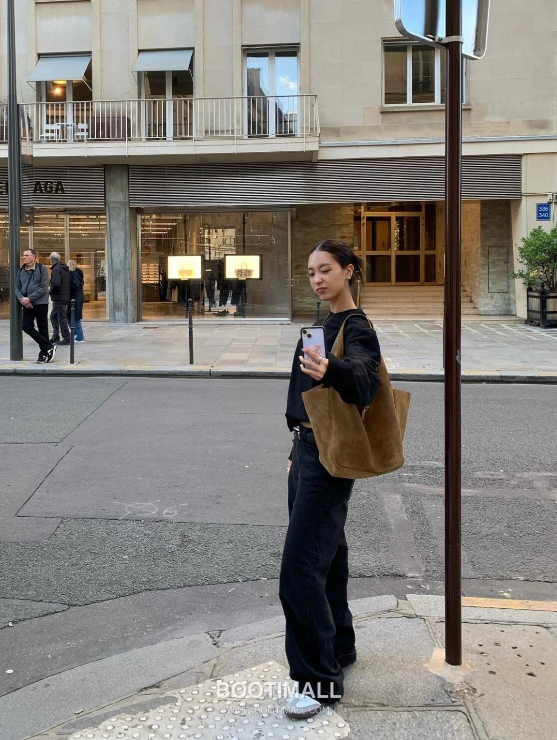 Saint Laurent BEA Leather Shopping Tote Bag 76343516801280 생로랑 BEA 레더 쇼핑 토트백 50cm 1