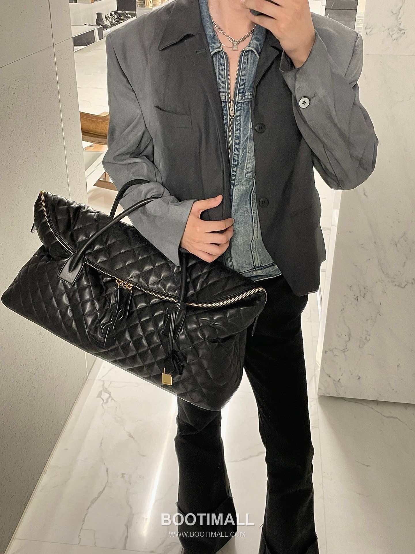 Saint Laurent ES Giant Quilted Leather Travel Bag 73600916801480 생로랑 ES 자이언트 퀼팅 레더 트래블백 56cm 1