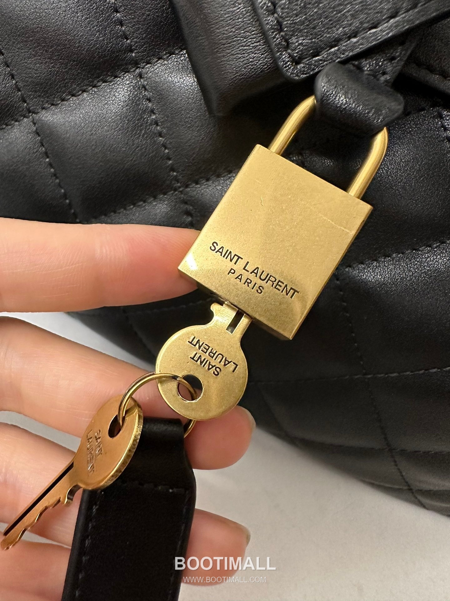 Saint Laurent ES Giant Quilted Leather Travel Bag 73600916801480 생로랑 ES 자이언트 퀼팅 레더 트래블백 56cm 14