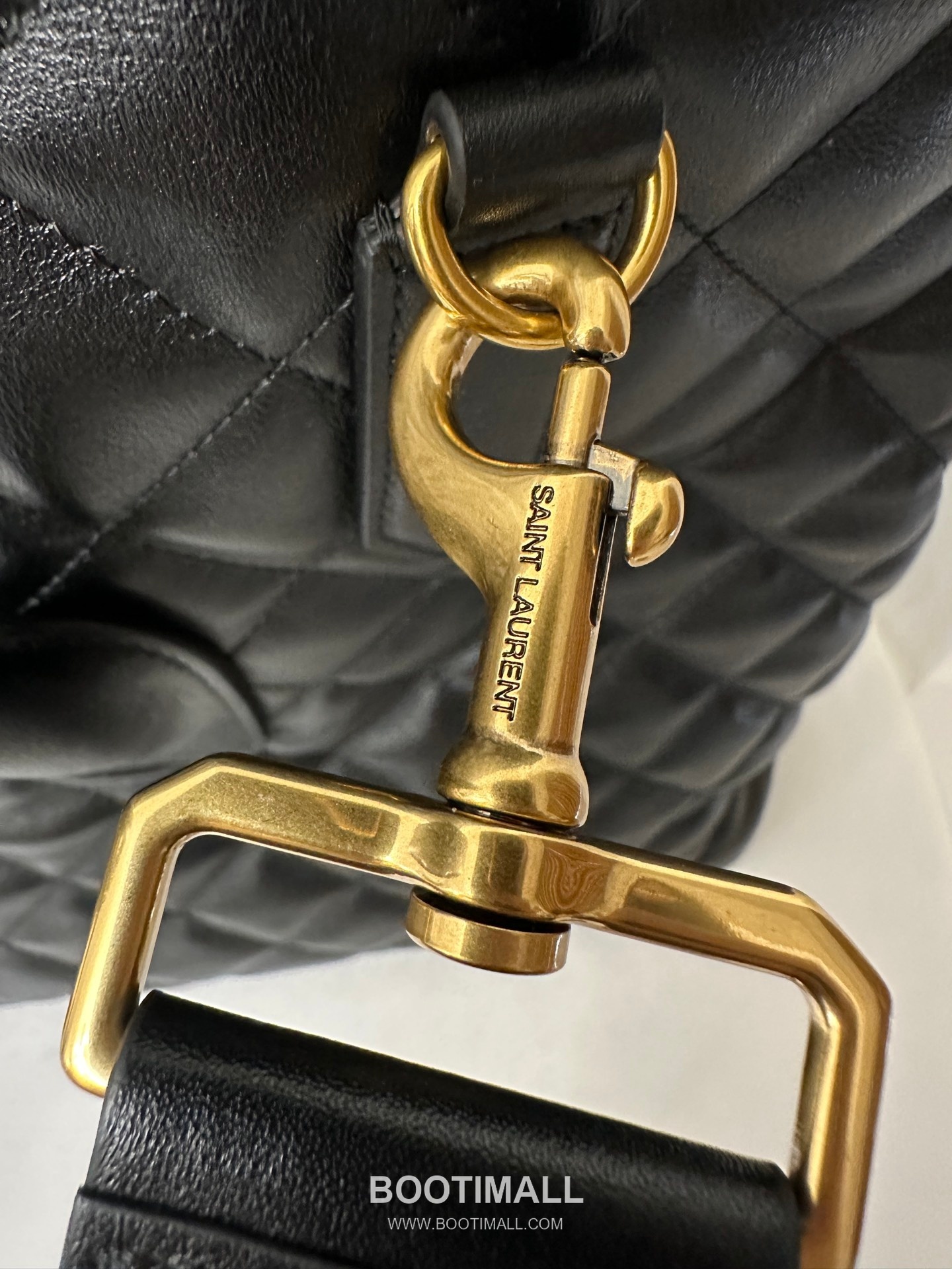 Saint Laurent ES Giant Quilted Leather Travel Bag 73600916801480 생로랑 ES 자이언트 퀼팅 레더 트래블백 56cm 15