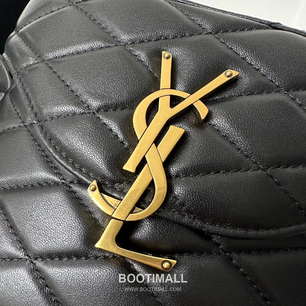 Saint Laurent June Box Croc Embossed Quilted Lambskin Top Handle Bag 7100801680780 생로랑 준 박스 크로크 엠보스 퀼팅 램스킨 탑핸들백 19cm 12
