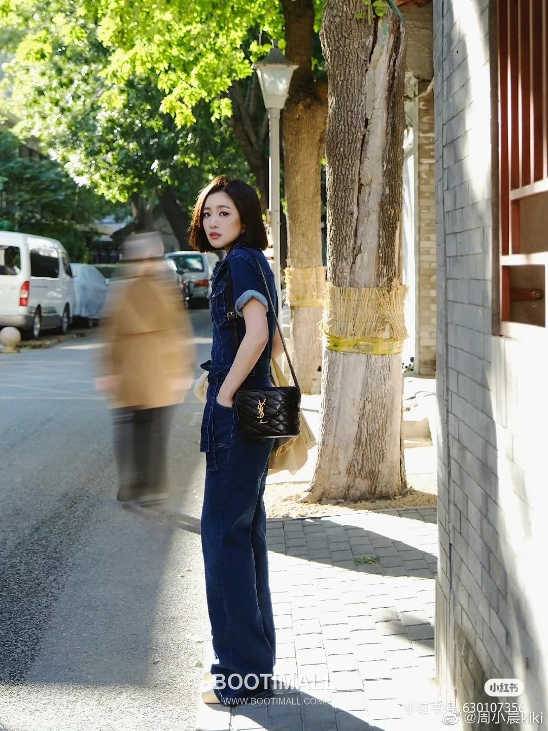 Saint Laurent June Box Croc Embossed Quilted Lambskin Top Handle Bag 7100801680780 생로랑 준 박스 크로크 엠보스 퀼팅 램스킨 탑핸들백 19cm 26