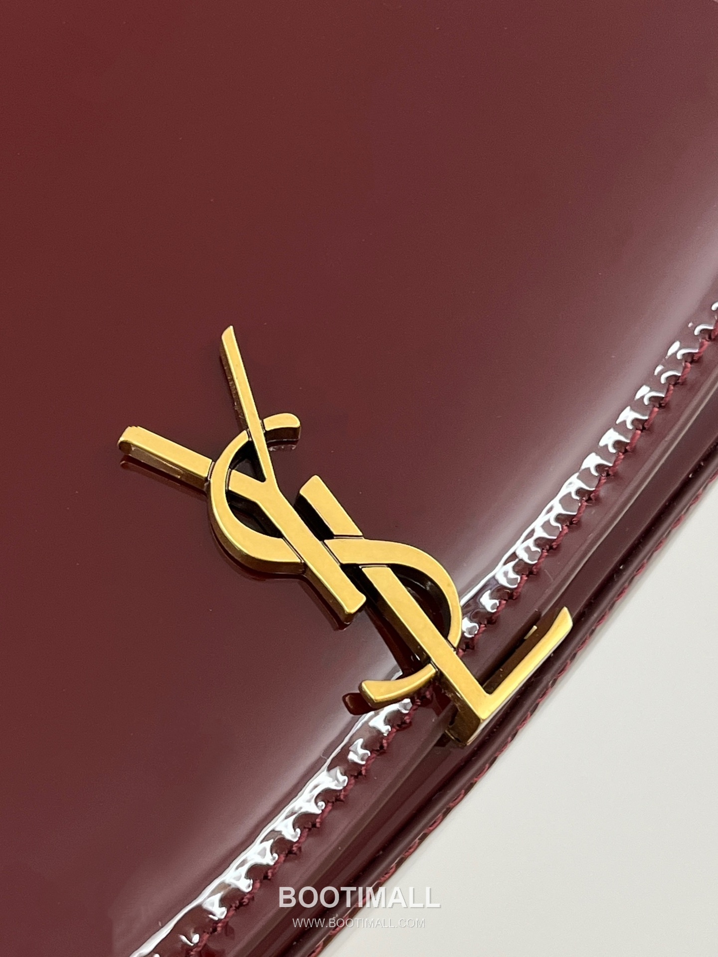 Saint Laurent Voltaire Box Leather Flap Shoulder Bag 7796421680780 생로랑 볼테르 박스 레더 플랩 숄더백 17.5cm 7