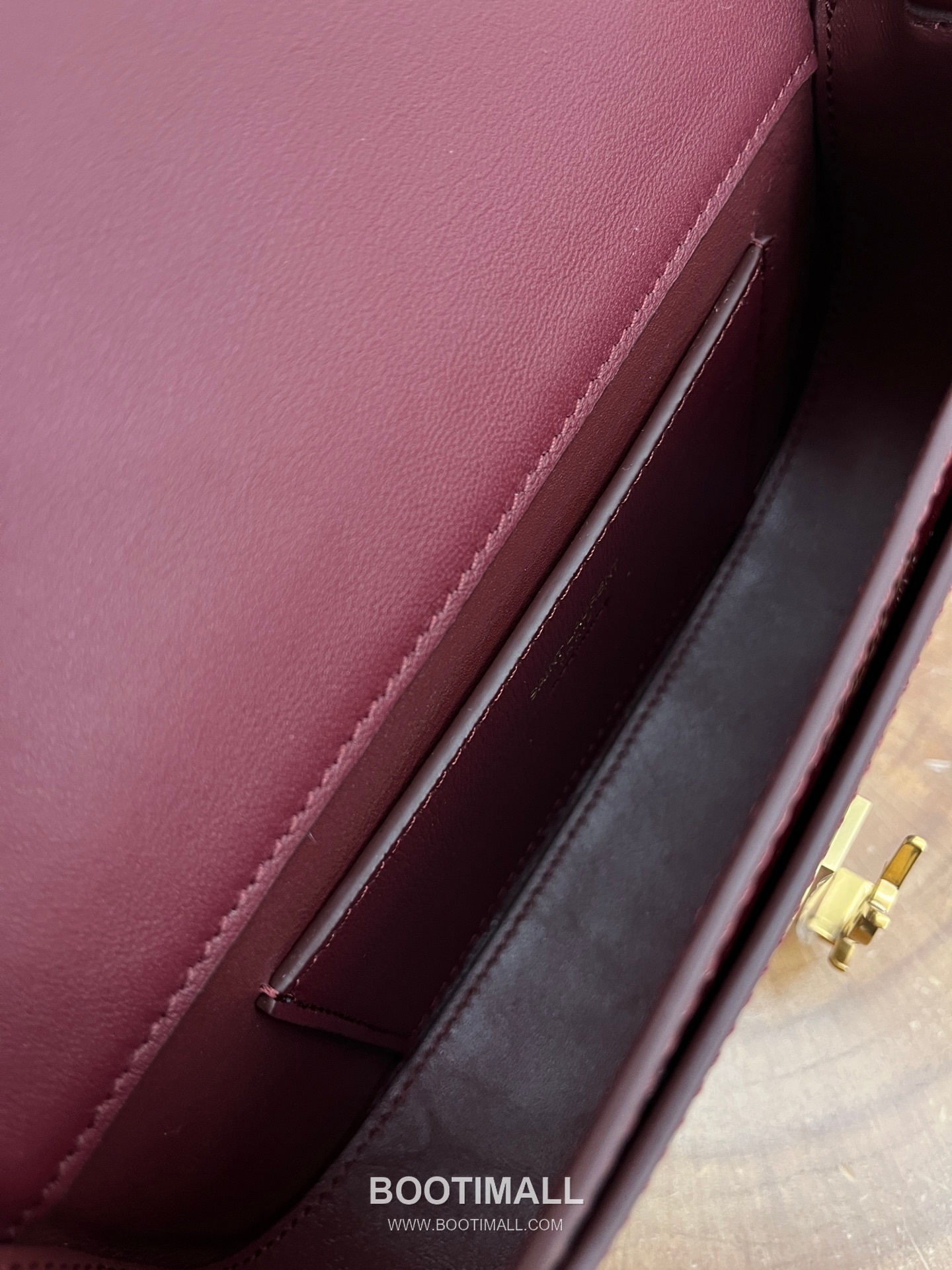 Saint Laurent Voltaire Box Leather Flap Shoulder Bag 7796421680780 생로랑 볼테르 박스 레더 플랩 숄더백 17.5cm 11