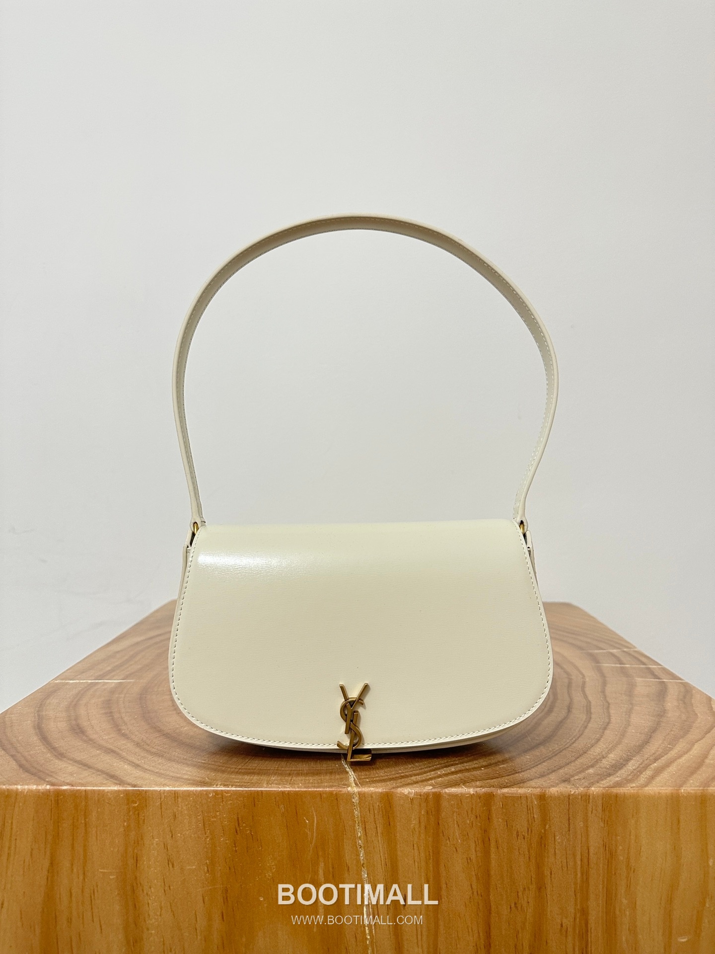 Saint Laurent Voltaire Box Leather Flap Shoulder Bag 7796421680780 생로랑 볼테르 박스 레더 플랩 숄더백 17.5cm 1