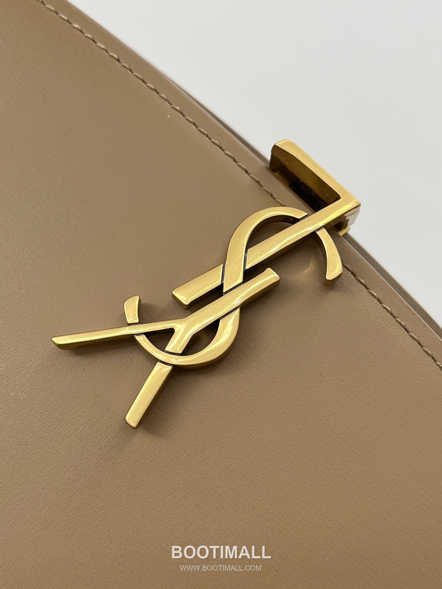 Saint Laurent Voltaire Box Leather Top Handle Shoulder Bag 7876711680880 생로랑 볼테르 박스 레더 탑핸들 숄더백 24cm 3