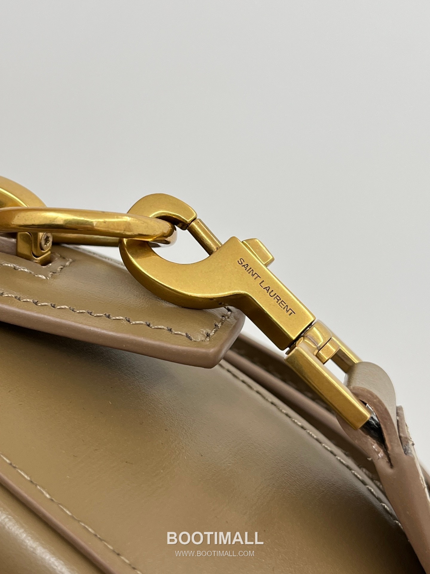 Saint Laurent Voltaire Box Leather Top Handle Shoulder Bag 7876711680880 생로랑 볼테르 박스 레더 탑핸들 숄더백 24cm 4