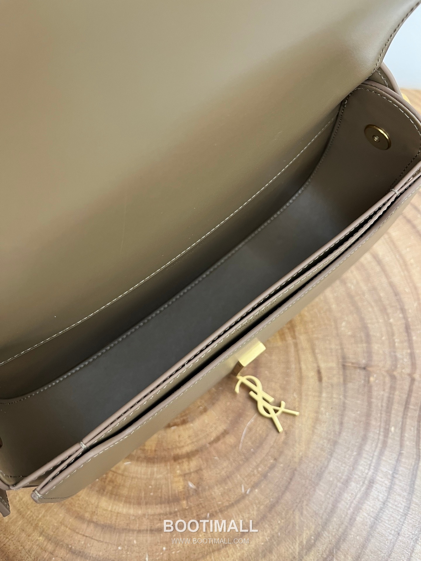 Saint Laurent Voltaire Box Leather Top Handle Shoulder Bag 7876711680880 생로랑 볼테르 박스 레더 탑핸들 숄더백 24cm 7