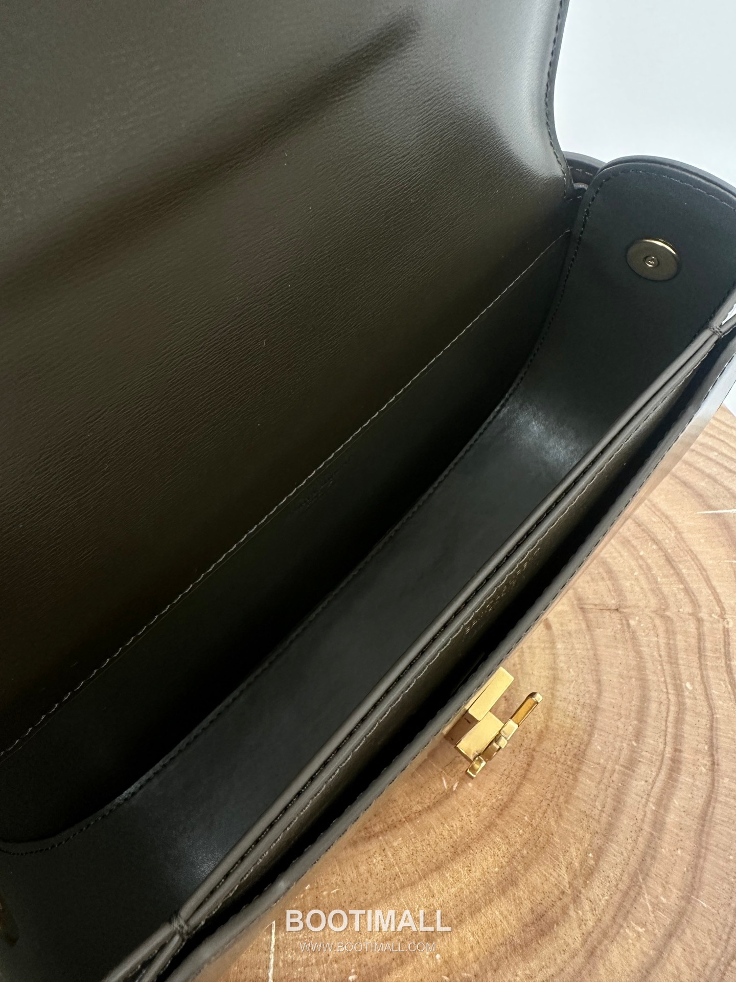 Saint Laurent Voltaire Box Leather Top Handle Shoulder Bag 7876711680880 생로랑 볼테르 박스 레더 탑핸들 숄더백 24cm 7