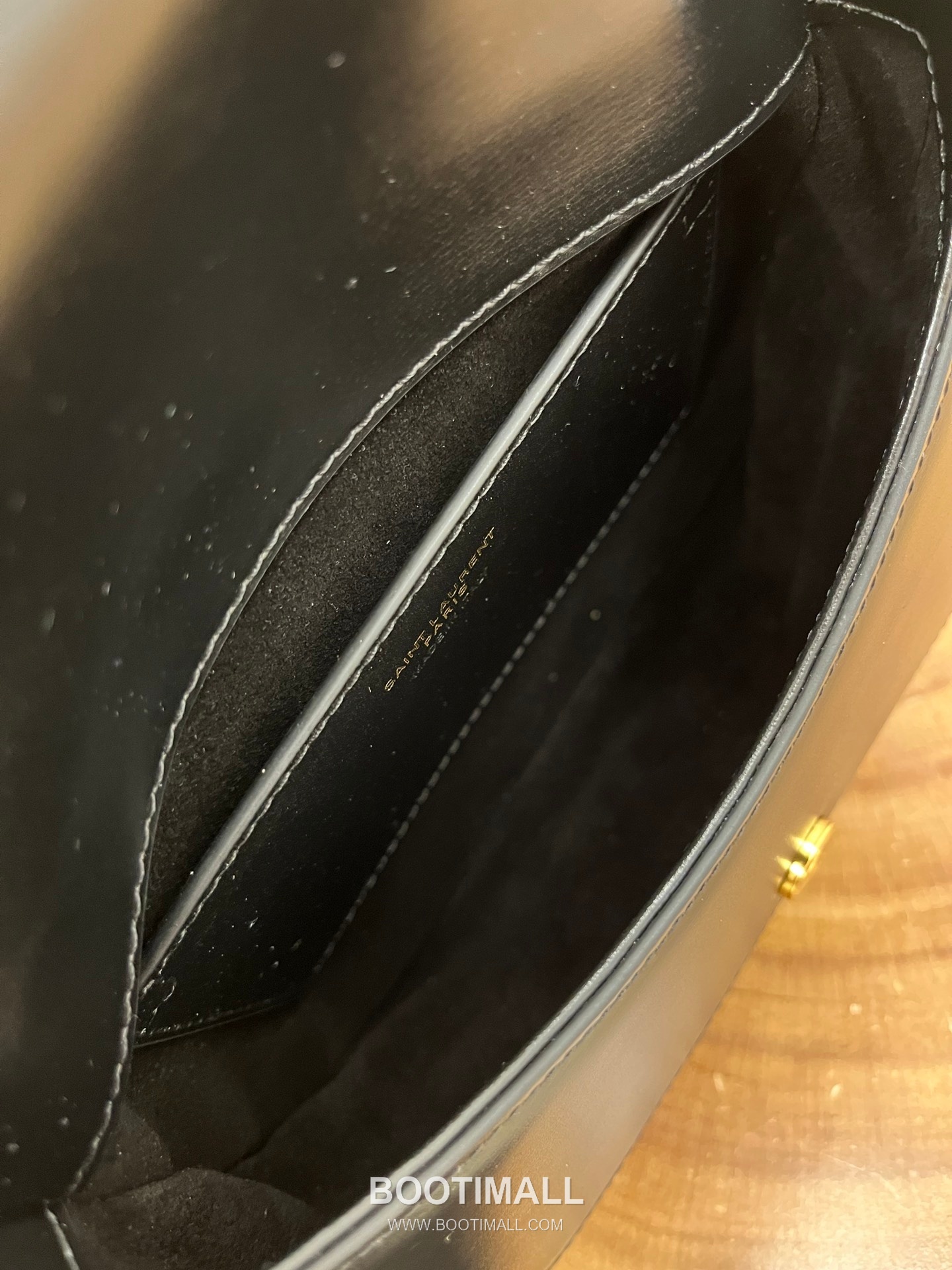 Saint Laurent Voltaire Box Leather Top Handle Shoulder Bag 8008461680880 생로랑 볼테르 박스 레더 탑핸들 숄더백 21cm 16