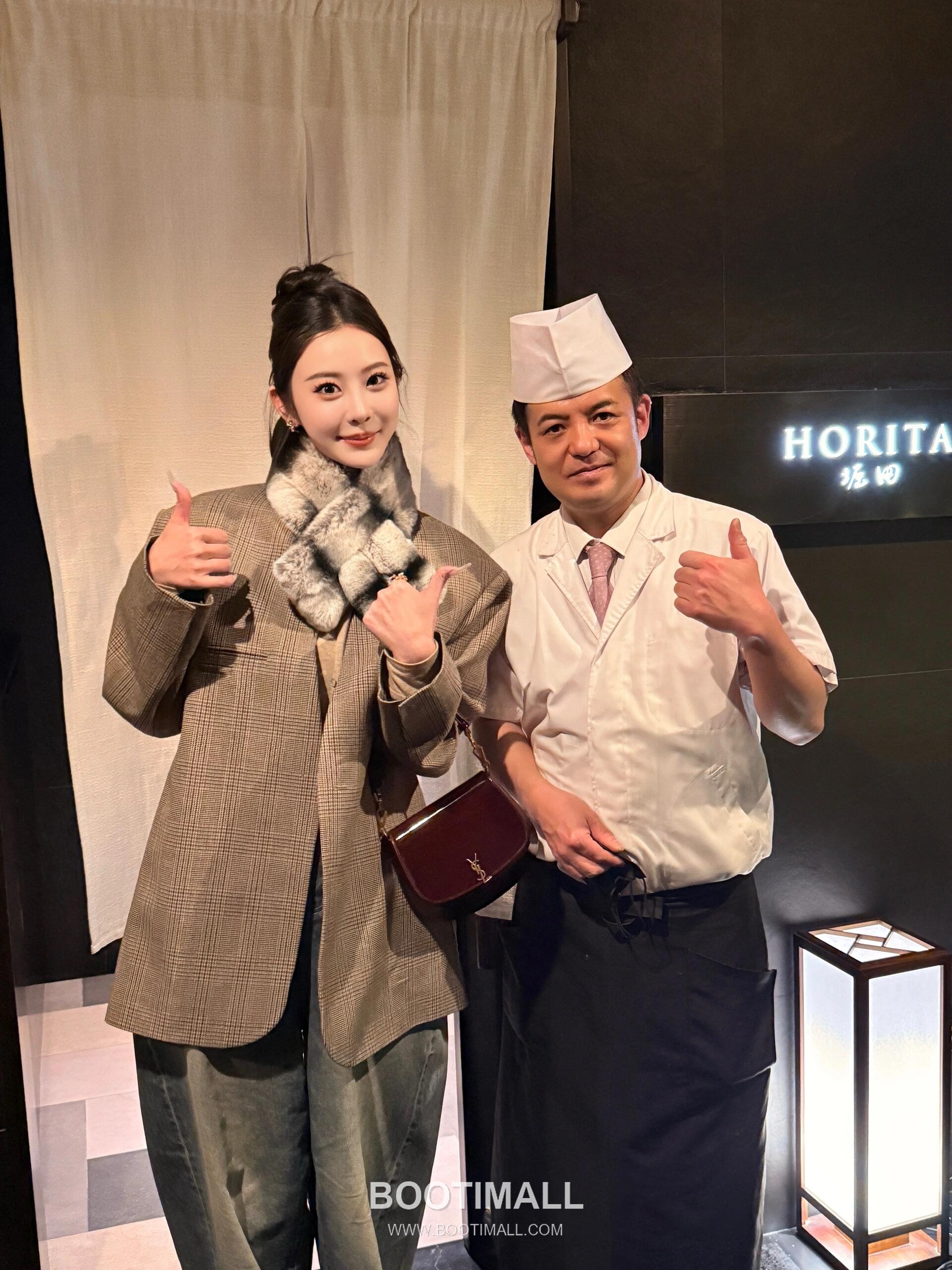 Saint Laurent Voltaire Box Leather Top Handle Shoulder Bag 8008461680880 생로랑 볼테르 박스 레더 탑핸들 숄더백 21cm 3