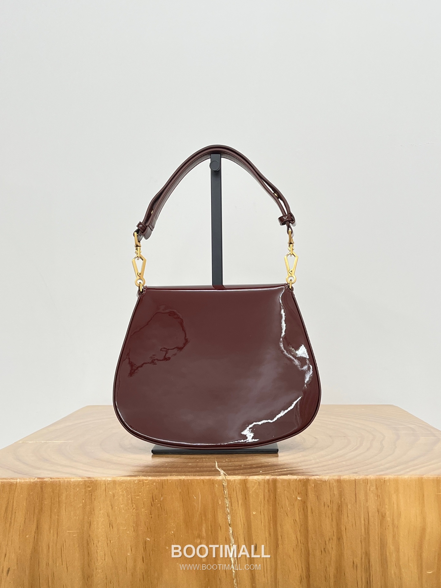 Saint Laurent Voltaire Box Leather Top Handle Shoulder Bag 8008461680880 생로랑 볼테르 박스 레더 탑핸들 숄더백 21cm 16