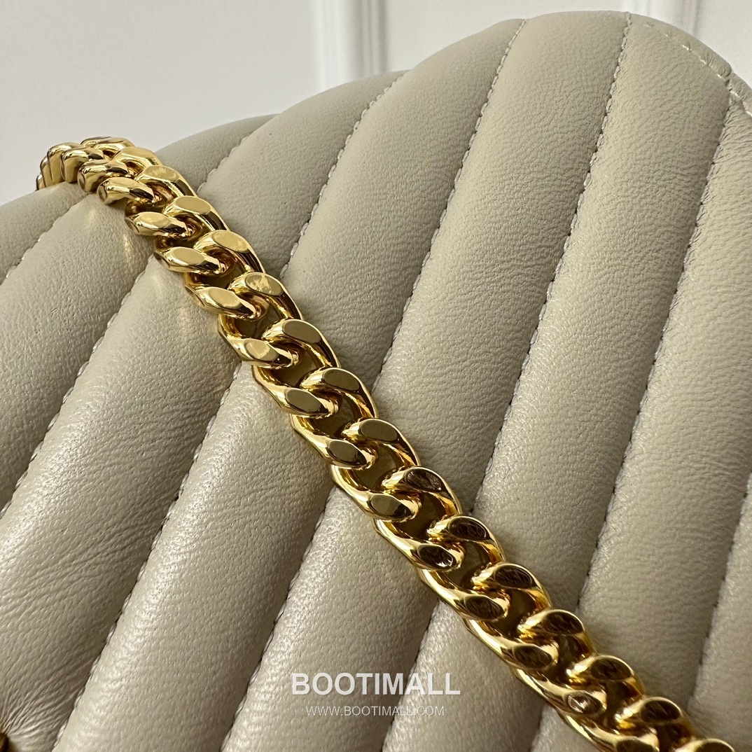 Saint Laurent Kate 99 Quilted Lambskin Shoulder Bag 6320141680800 생로랑 케이트 99 퀼팅 램스킨 숄더백 26cm 4