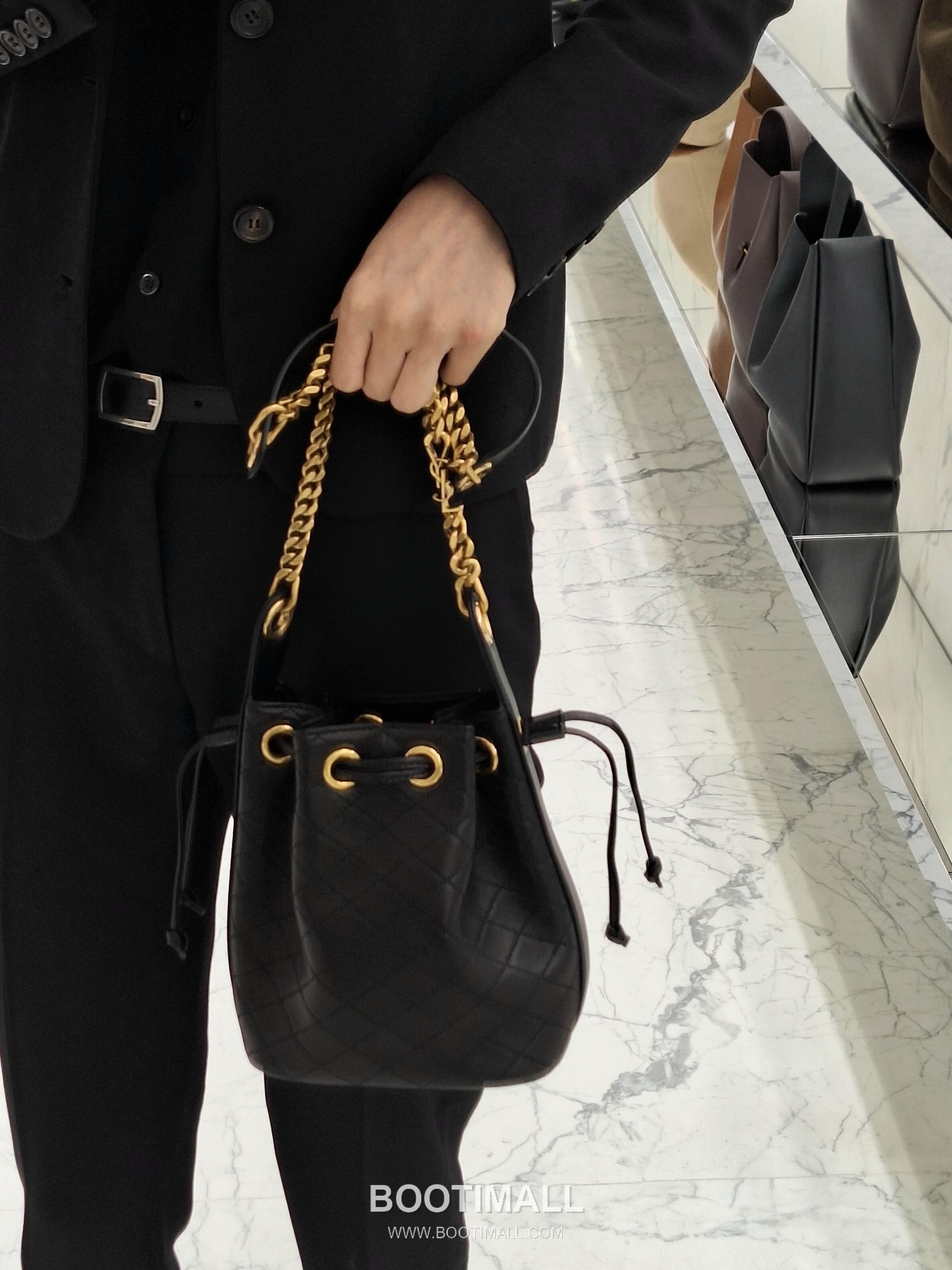 Saint Laurent Mini Quilted Lambskin Bucket Bag 840886168880 생로랑 미니 퀼팅 램스킨 버킷백 25cm 3