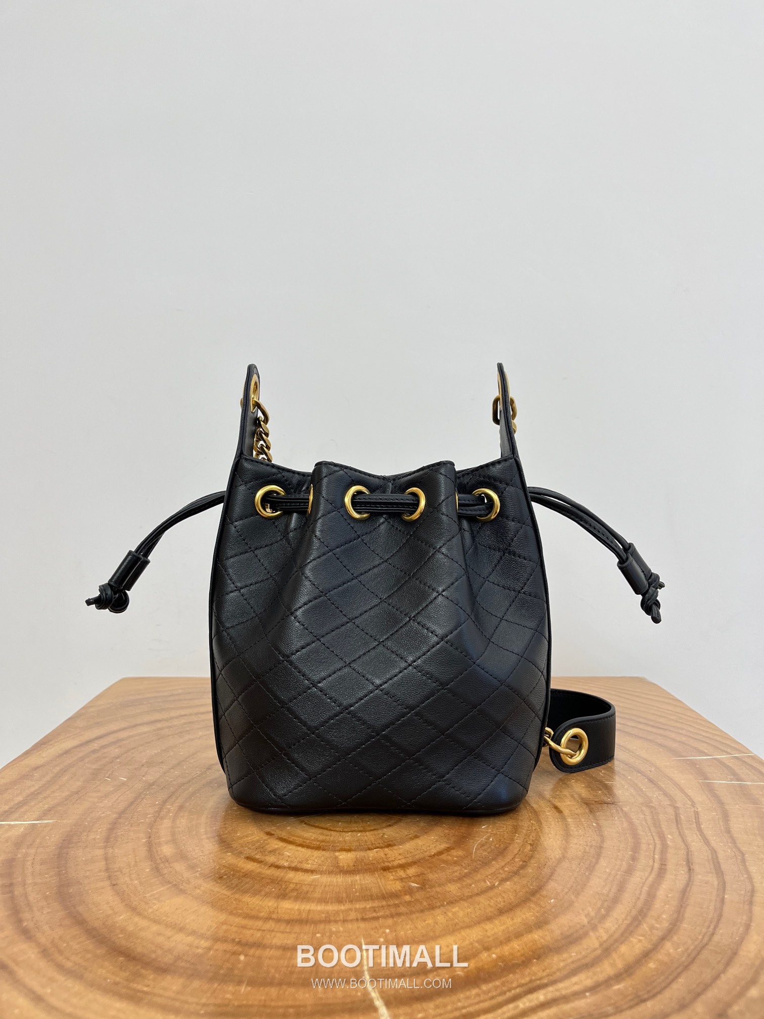 Saint Laurent Mini Quilted Lambskin Bucket Bag 840886168880 생로랑 미니 퀼팅 램스킨 버킷백 25cm 13