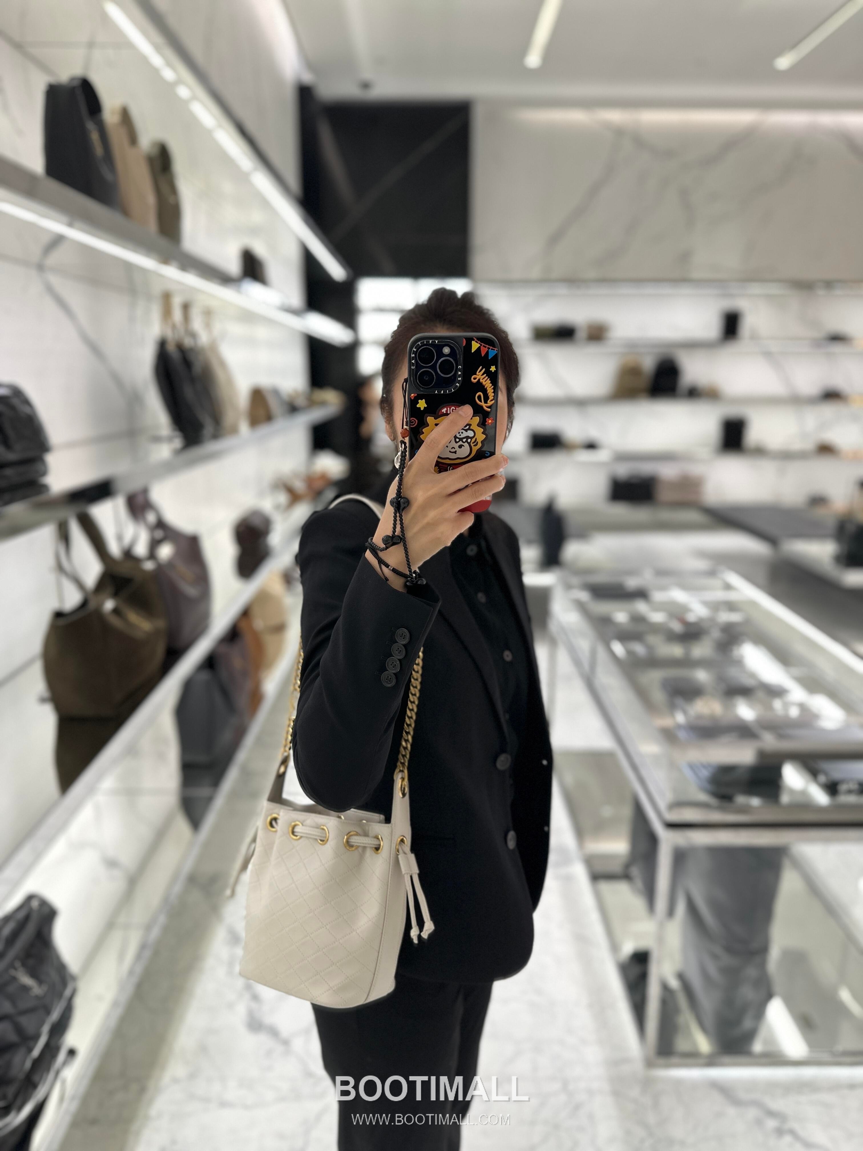 Saint Laurent Mini Quilted Lambskin Bucket Bag 840886168880 생로랑 미니 퀼팅 램스킨 버킷백 25cm 3