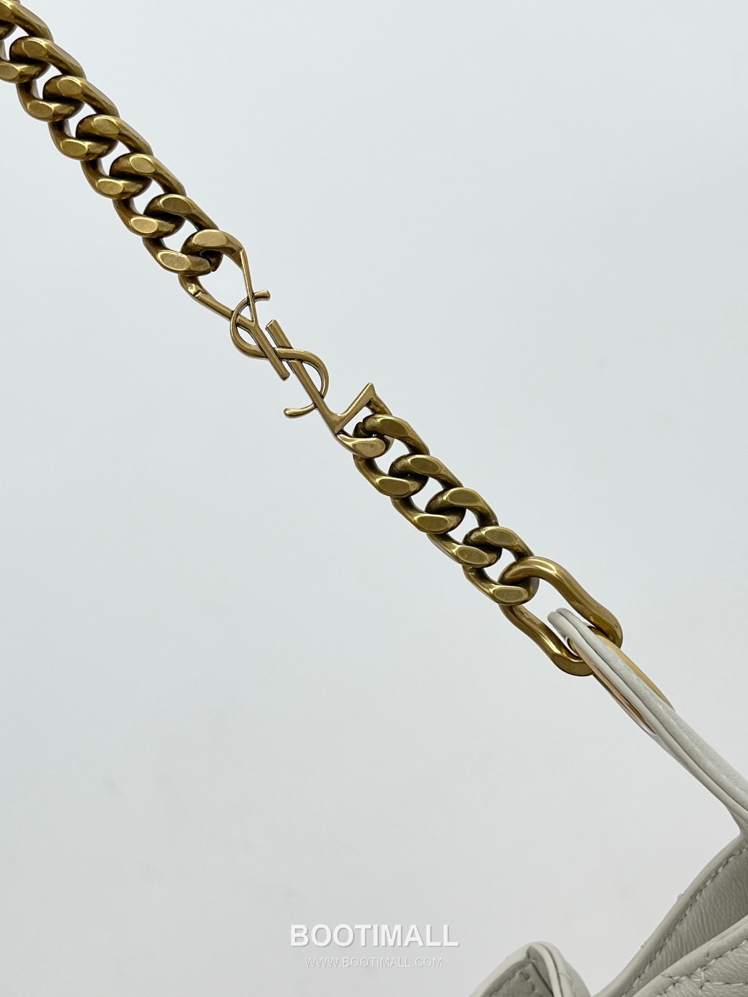 Saint Laurent Mini Quilted Lambskin Bucket Bag 840886168880 생로랑 미니 퀼팅 램스킨 버킷백 25cm 12