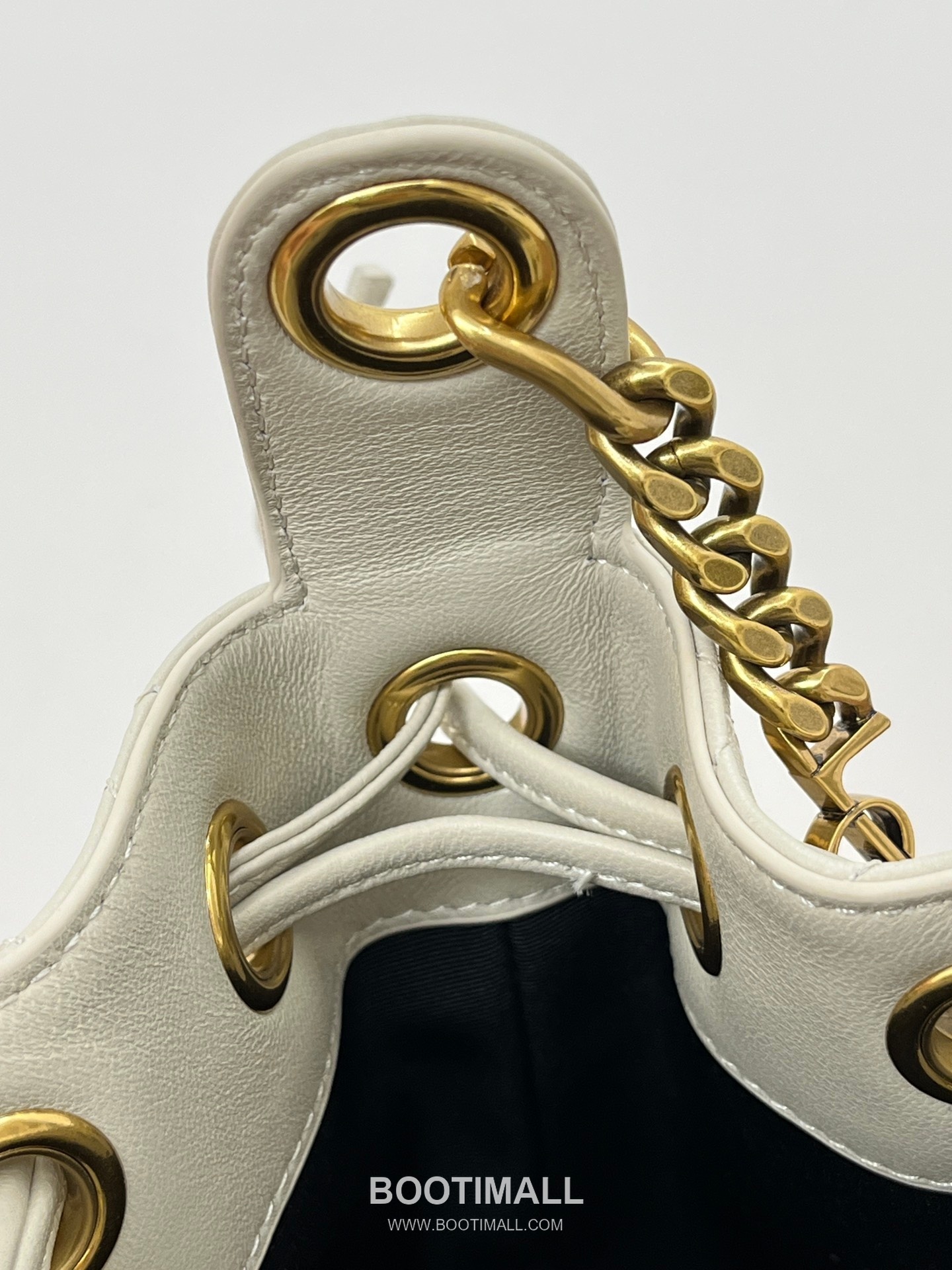 Saint Laurent Mini Quilted Lambskin Bucket Bag 840886168880 생로랑 미니 퀼팅 램스킨 버킷백 25cm 13