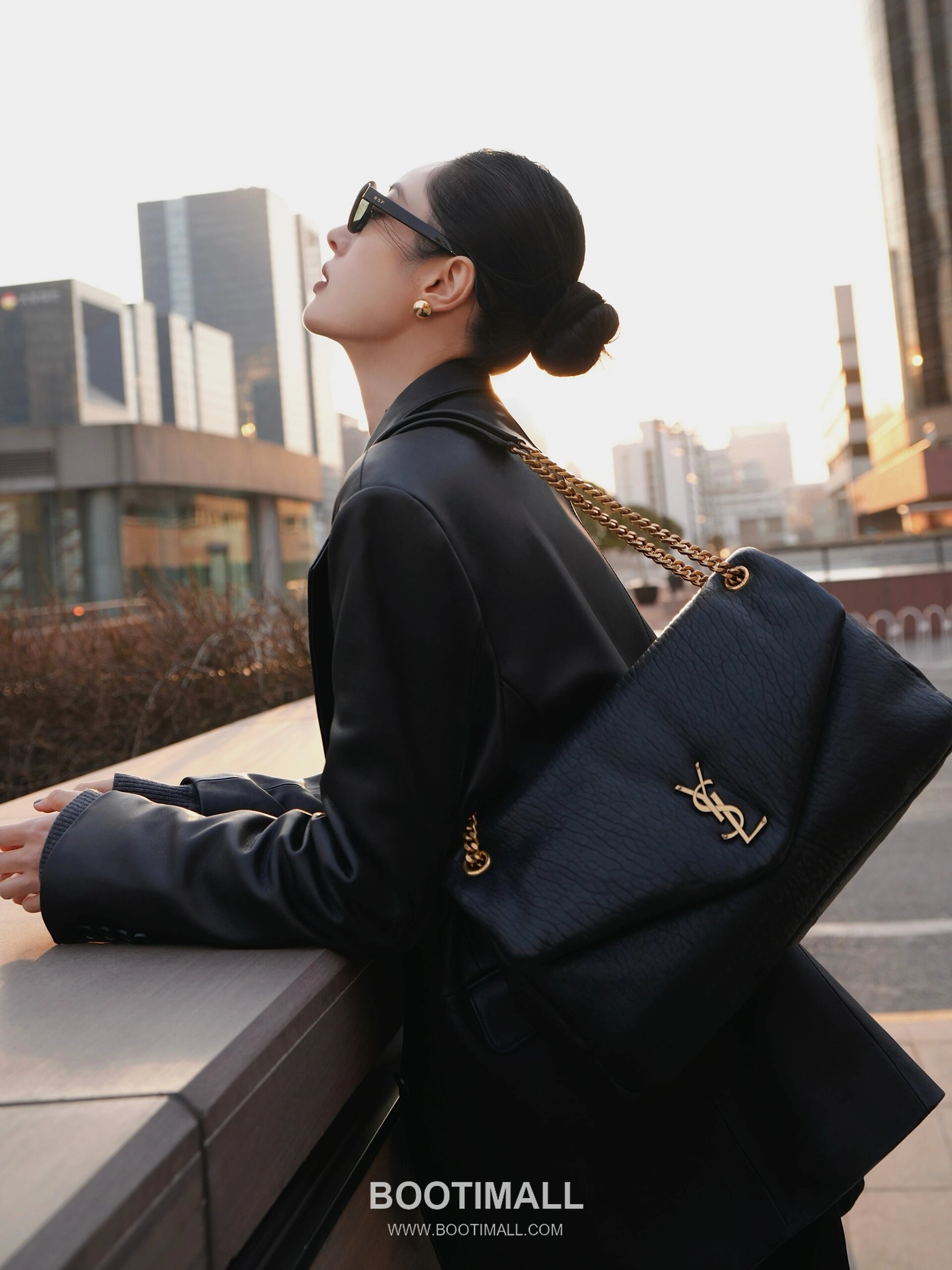 Saint Laurent Calypso Lambskin Chain Shoulder Bag 7773991680980 생로랑 칼립소 램스킨 체인 숄더백 28cm 18