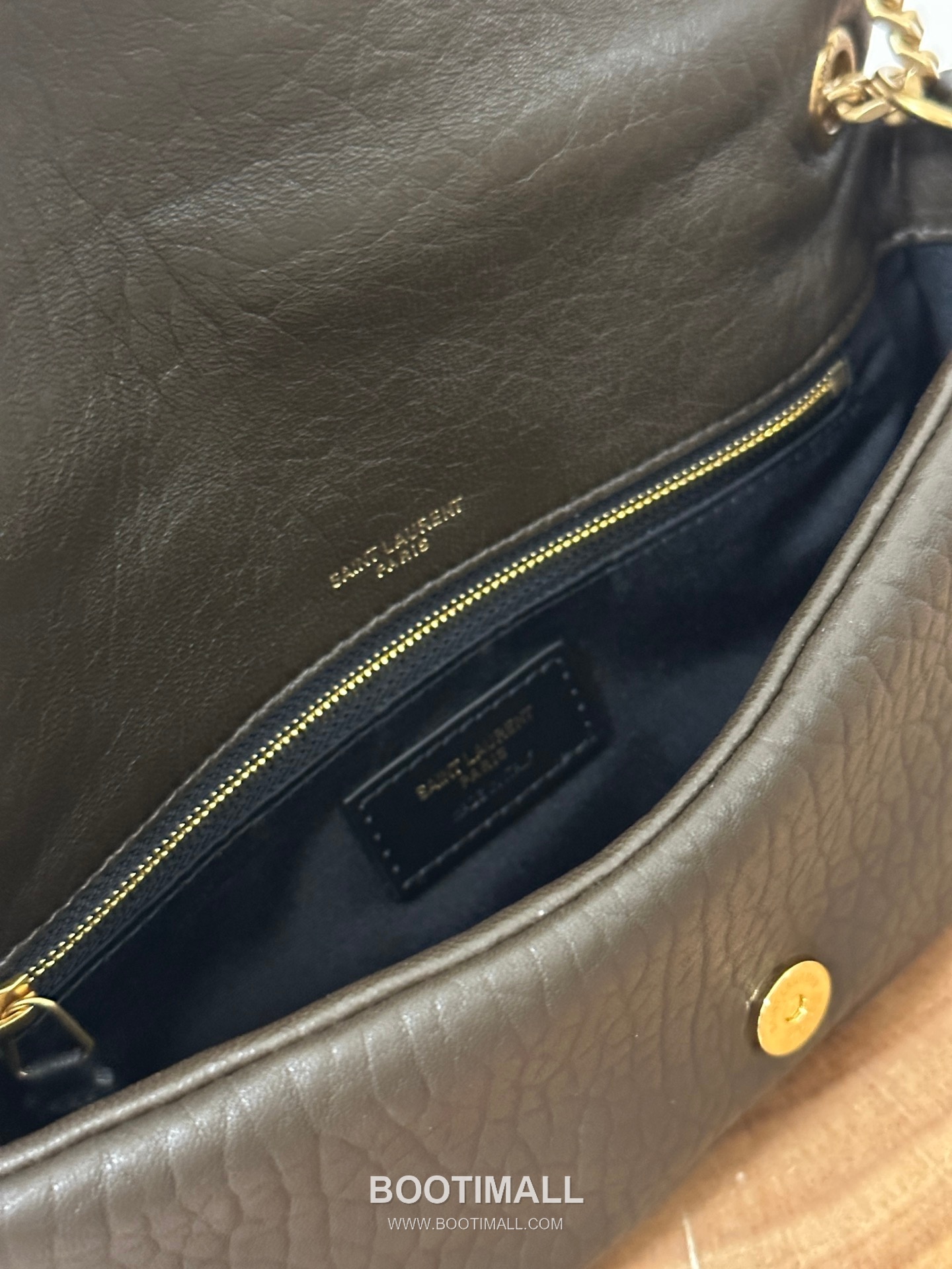 Saint Laurent Calypso Grain Lambskin Chain Shoulder Bag 7341531680880 생로랑 칼립소 그레인 램스킨 체인 숄더백 26cm 5