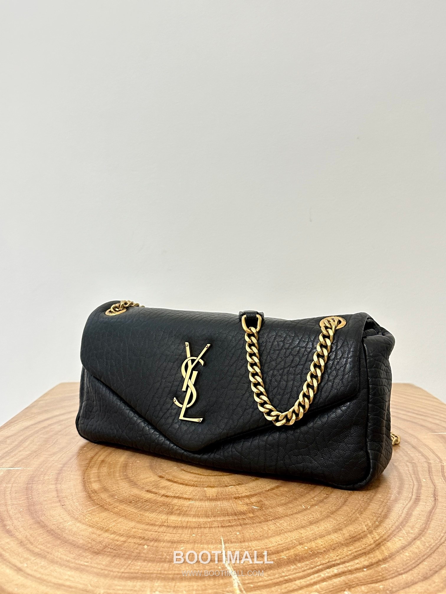 Saint Laurent Calypso Grain Lambskin Chain Shoulder Bag 7341531680880 생로랑 칼립소 그레인 램스킨 체인 숄더백 26cm 7
