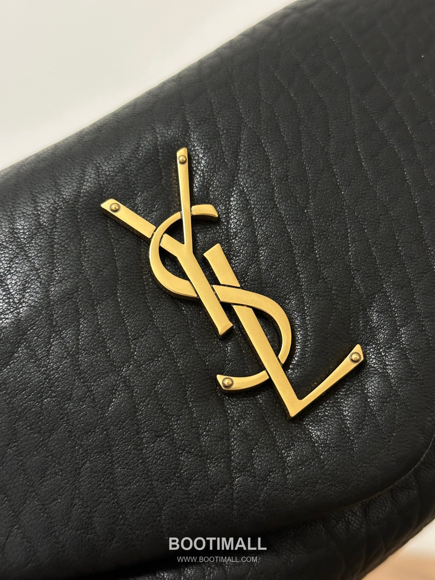 Saint Laurent Calypso Grain Lambskin Chain Shoulder Bag 7341531680880 생로랑 칼립소 그레인 램스킨 체인 숄더백 26cm 8