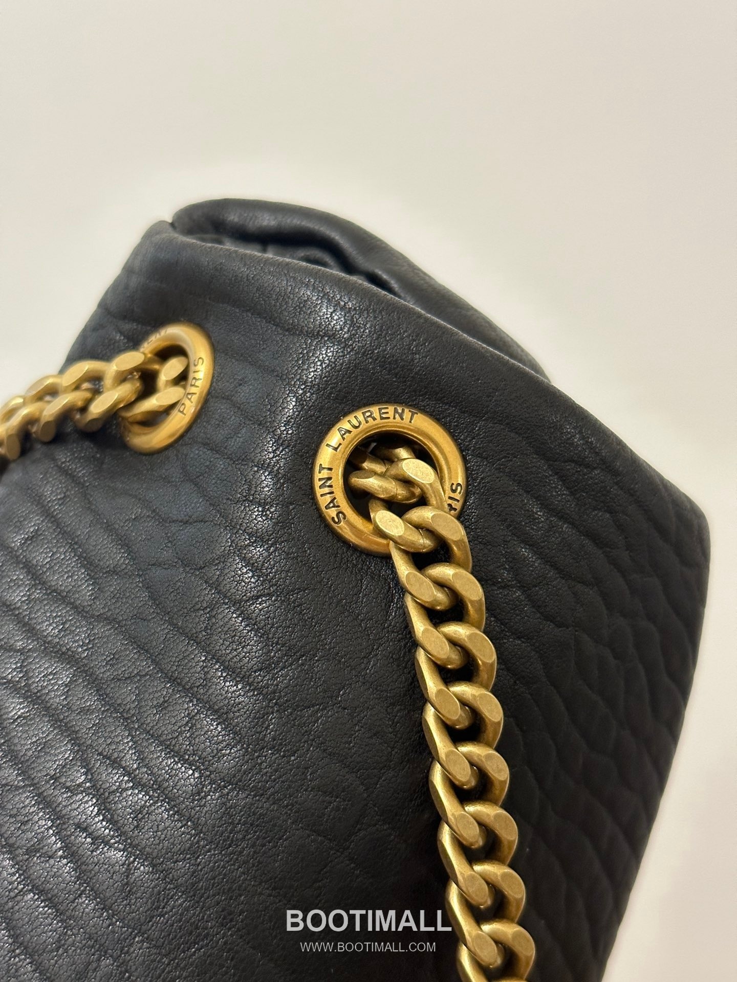 Saint Laurent Calypso Grain Lambskin Chain Shoulder Bag 7341531680880 생로랑 칼립소 그레인 램스킨 체인 숄더백 26cm 9