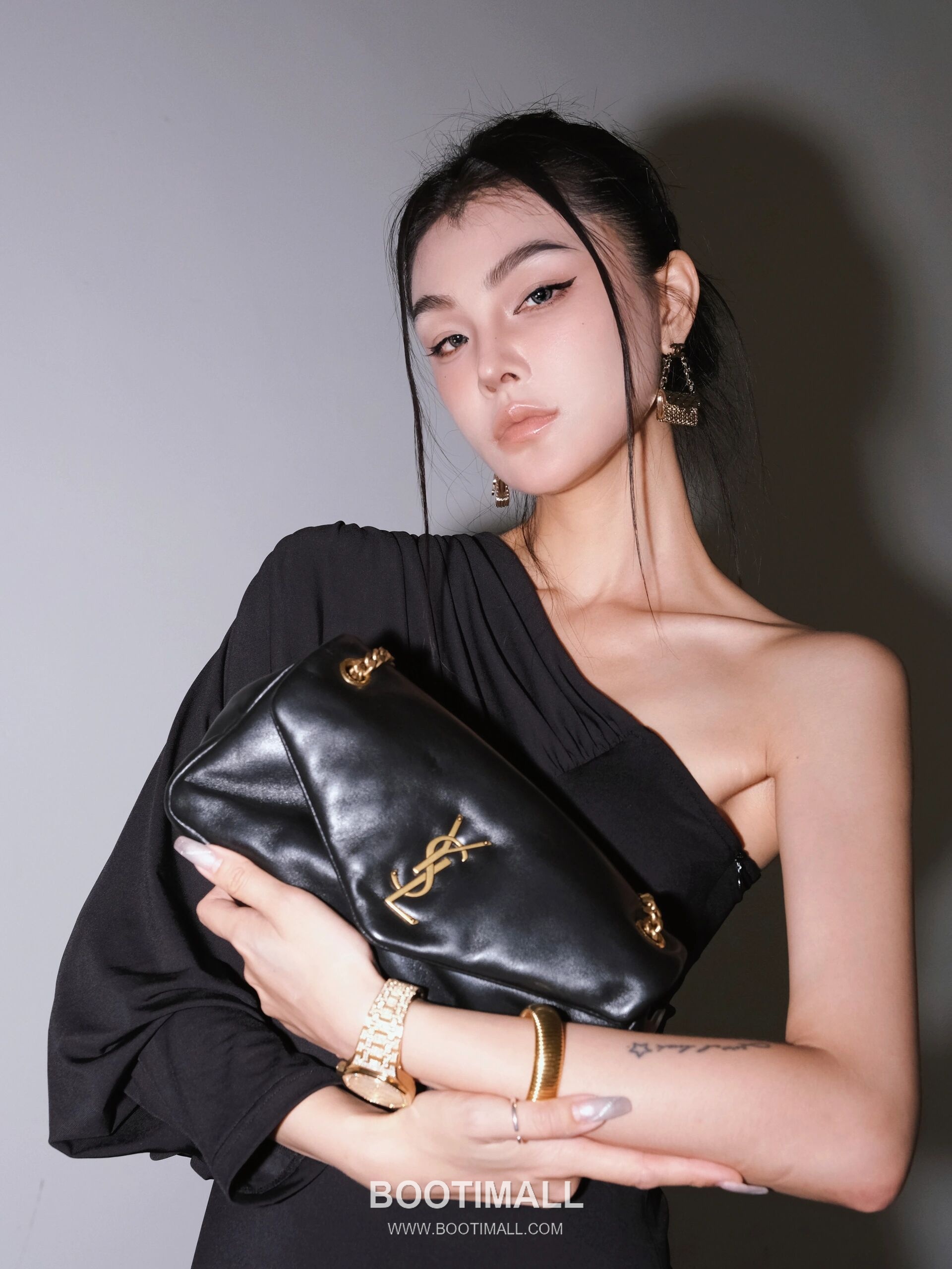 Saint Laurent Calypso Lambskin Chain Shoulder Bag 7341531680880 생로랑 칼립소 램스킨 체인 숄더백 26cm 1