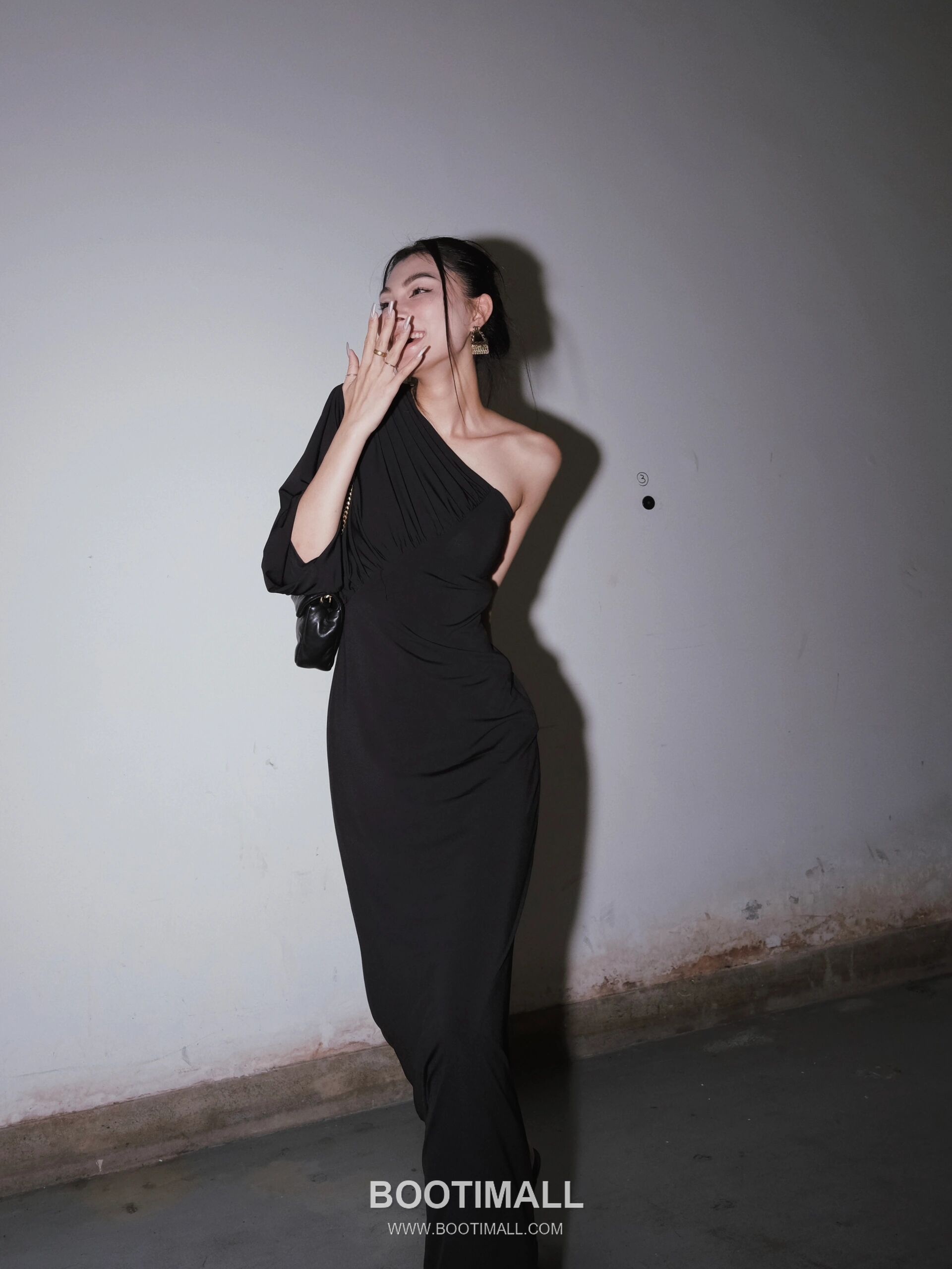 Saint Laurent Calypso Lambskin Chain Shoulder Bag 7341531680880 생로랑 칼립소 램스킨 체인 숄더백 26cm 3